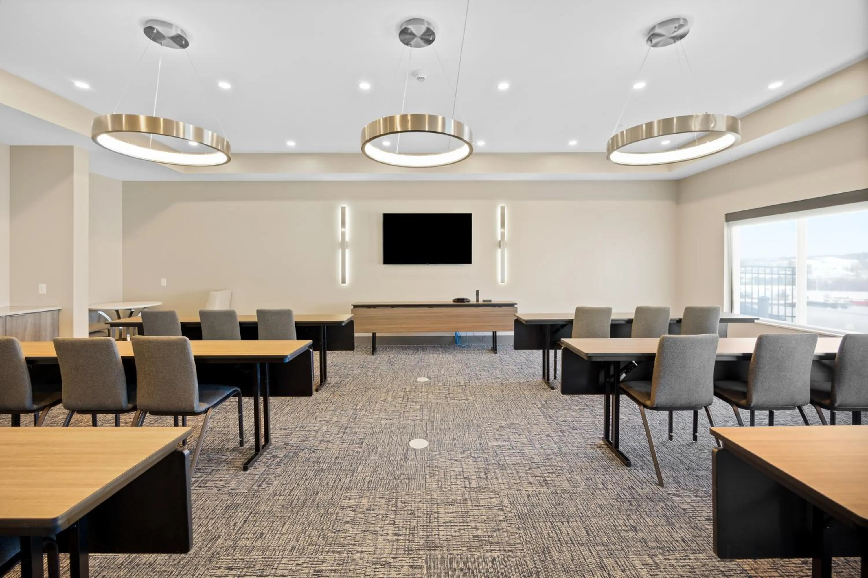 Meeting/conference room in Best Western Plus Marquette Hotel & Suites