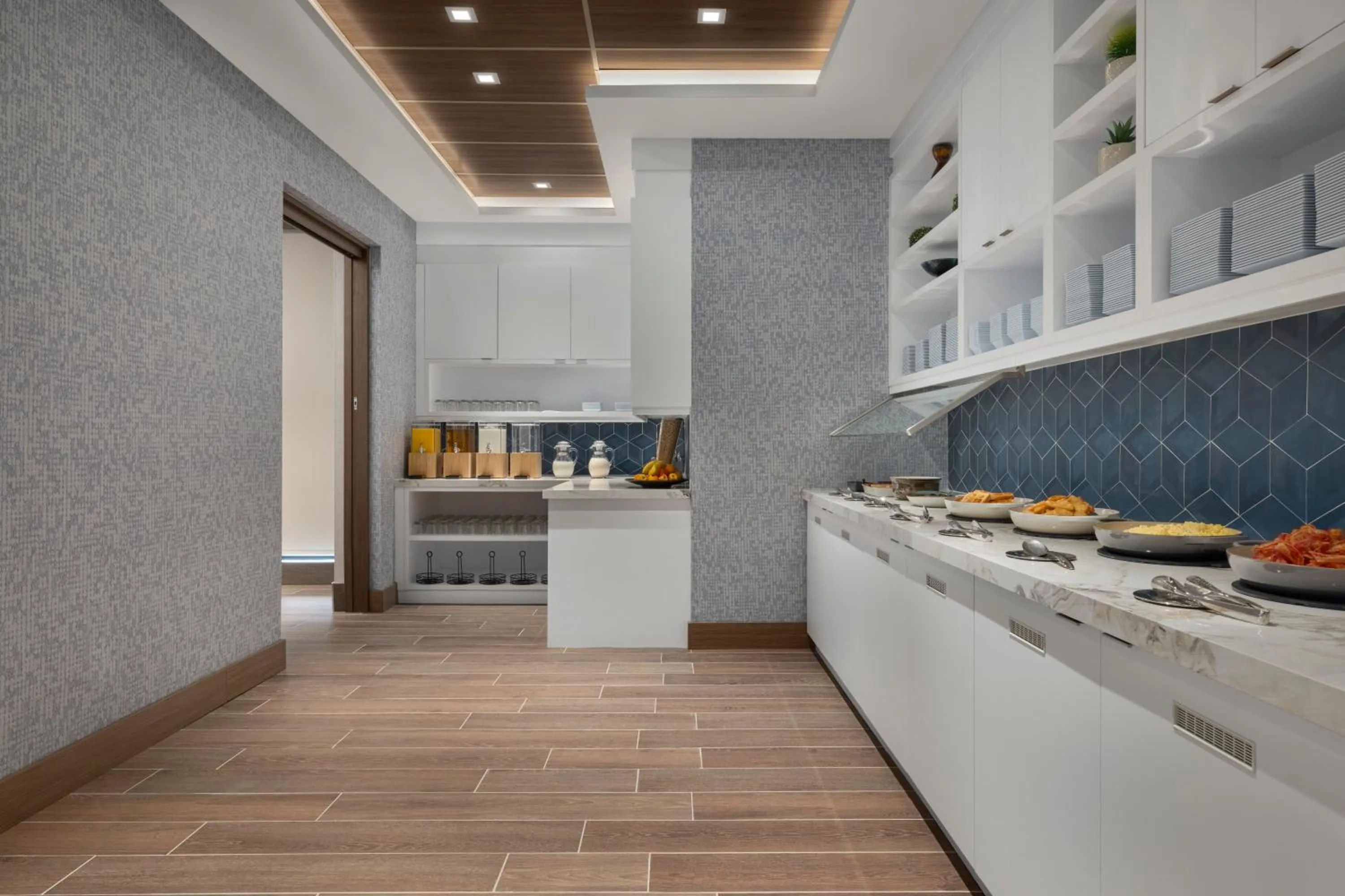 Buffet breakfast in Hyatt Place Windsor