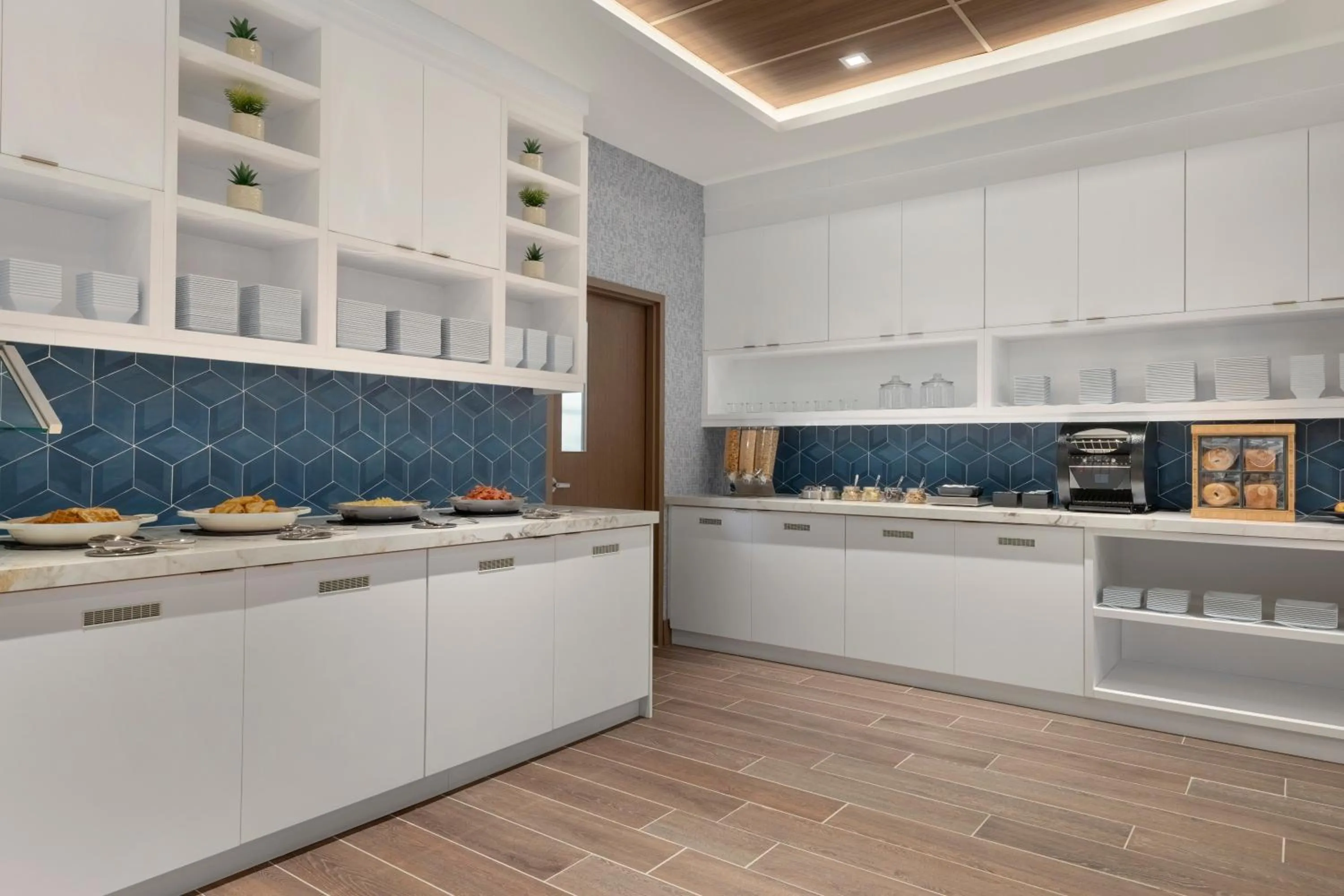 Buffet breakfast in Hyatt Place Windsor