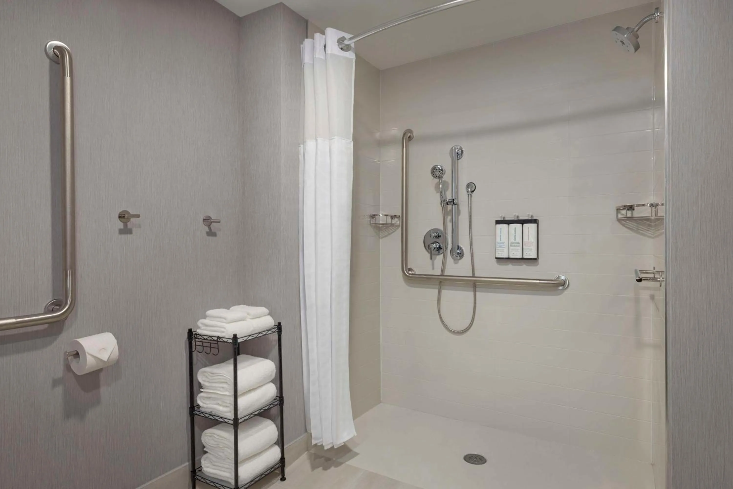 Bathroom in Hyatt Place Windsor