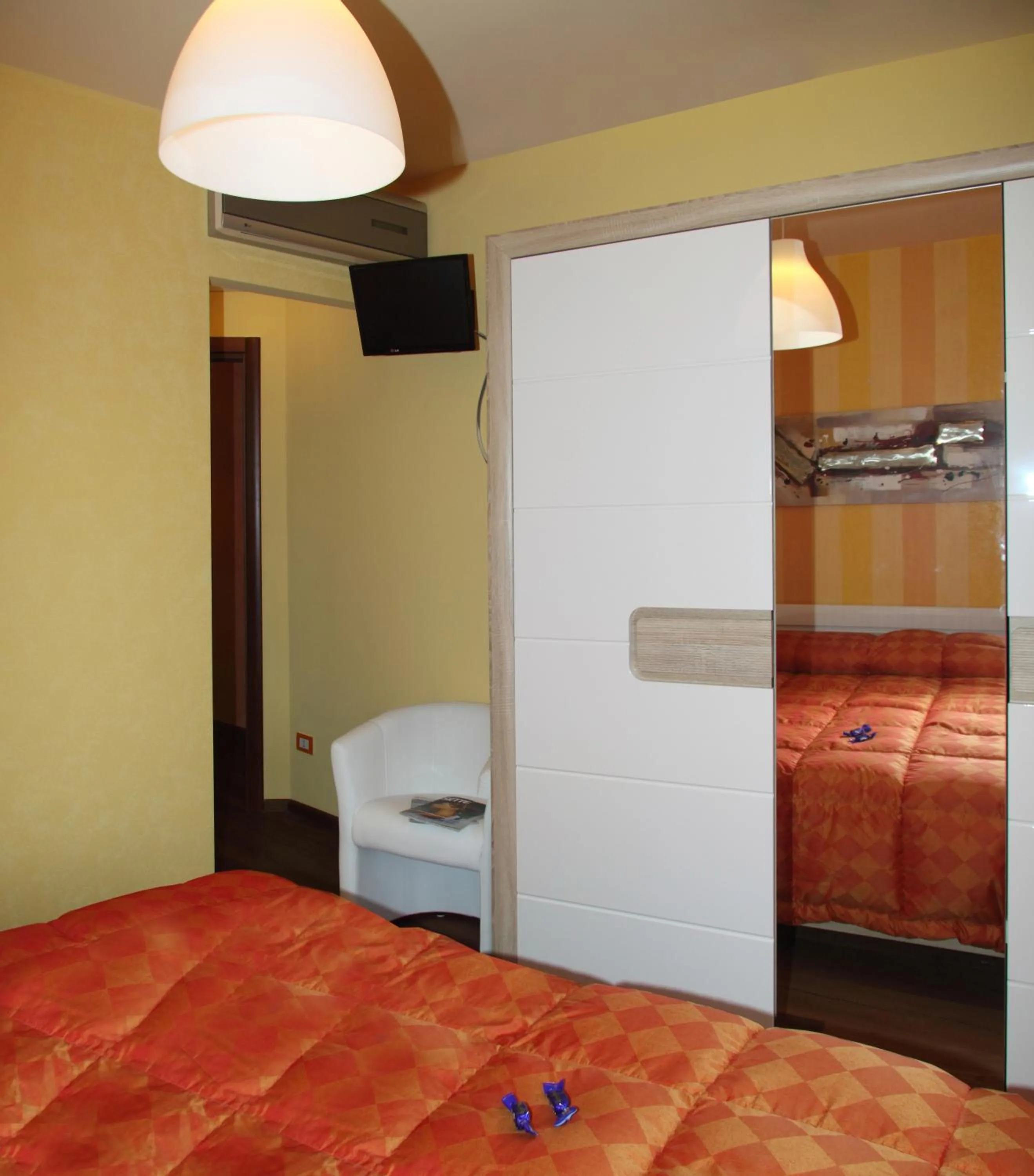 Photo of the whole room in B&B Villa il Sughero