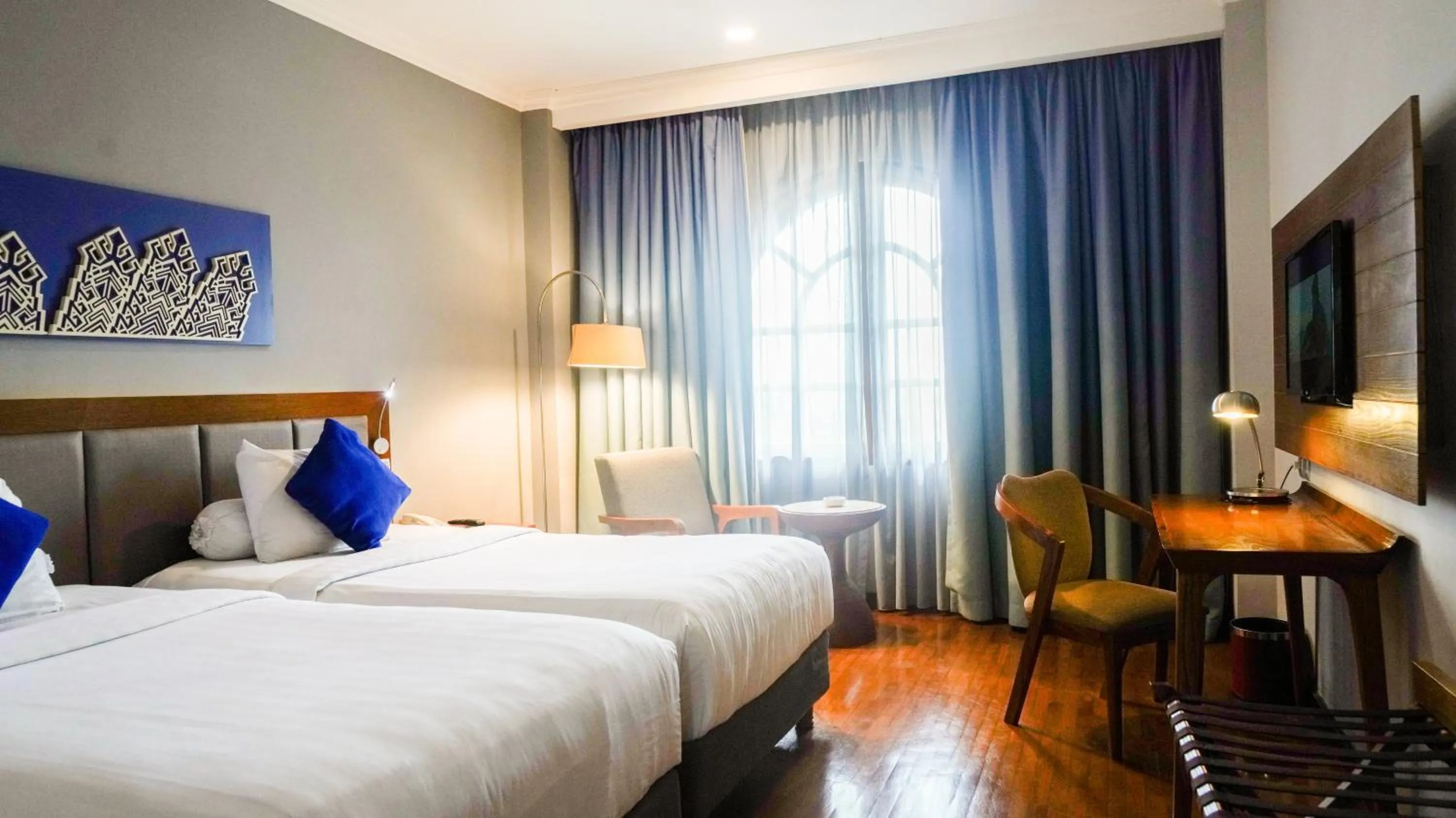 Bed in Monopoli Hotel Bukittinggi