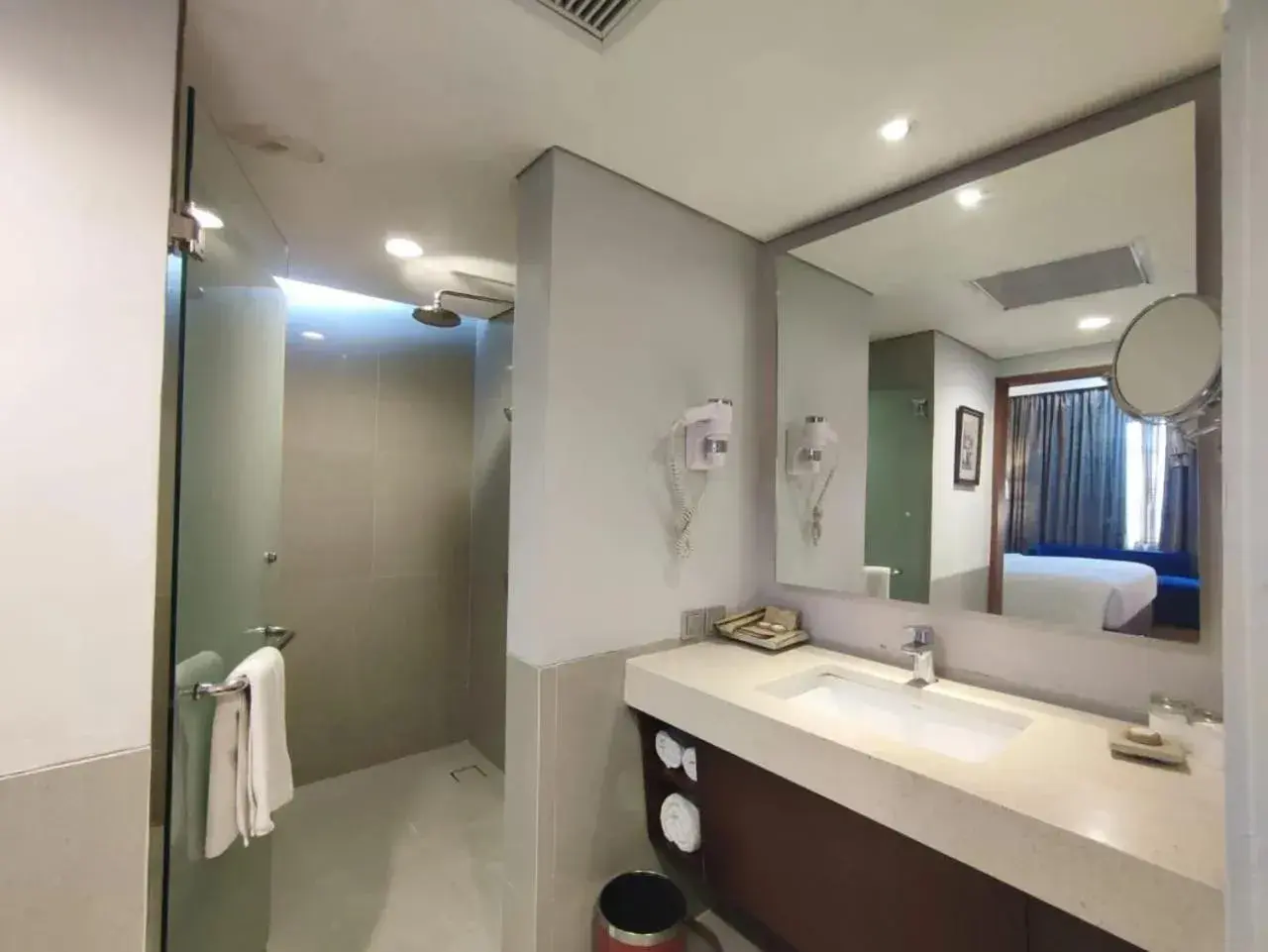 Bed in Monopoli Hotel Bukittinggi Bed in Monopoli Hotel Bukittinggi