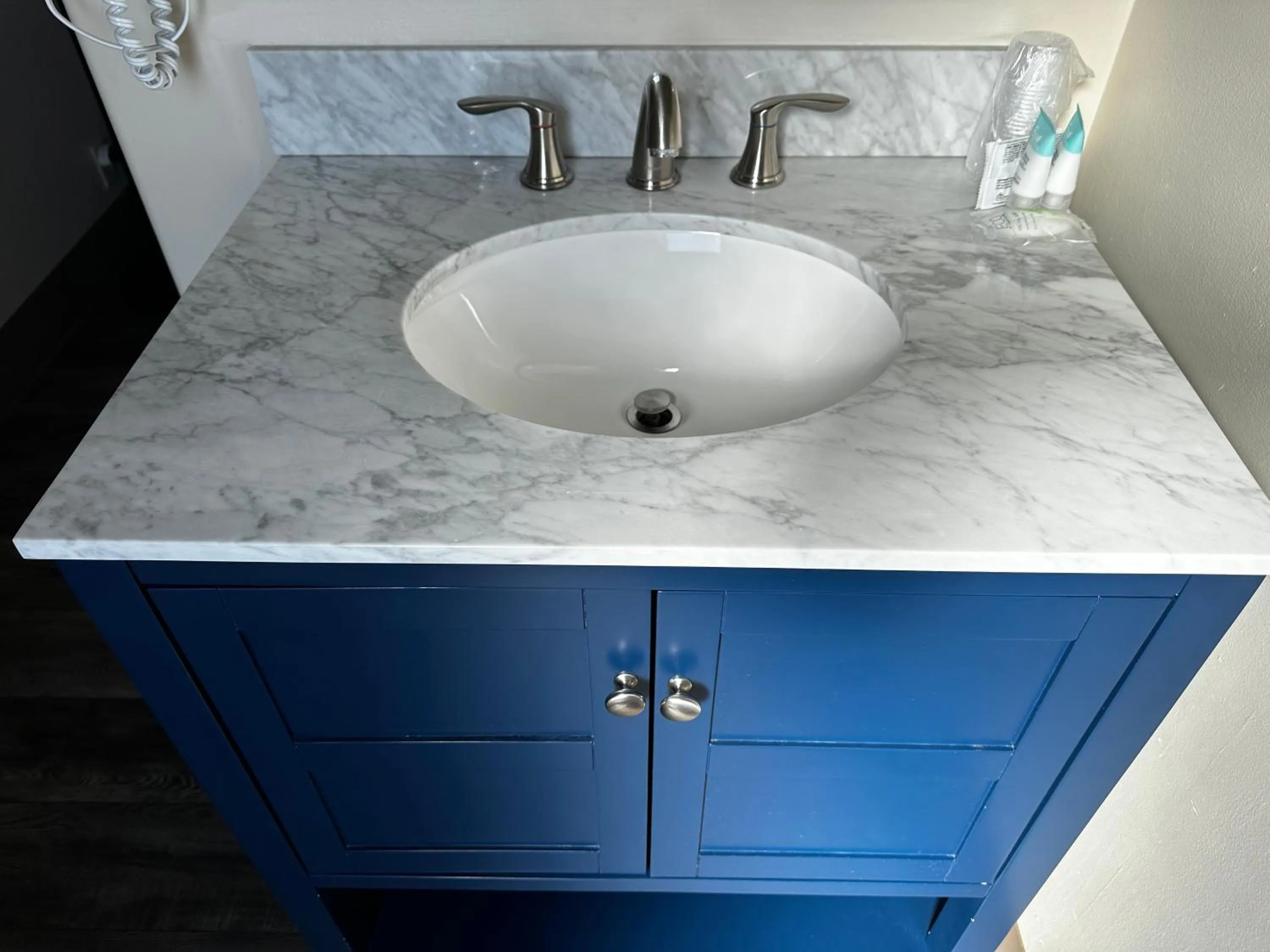 Bathroom in Westport Inn