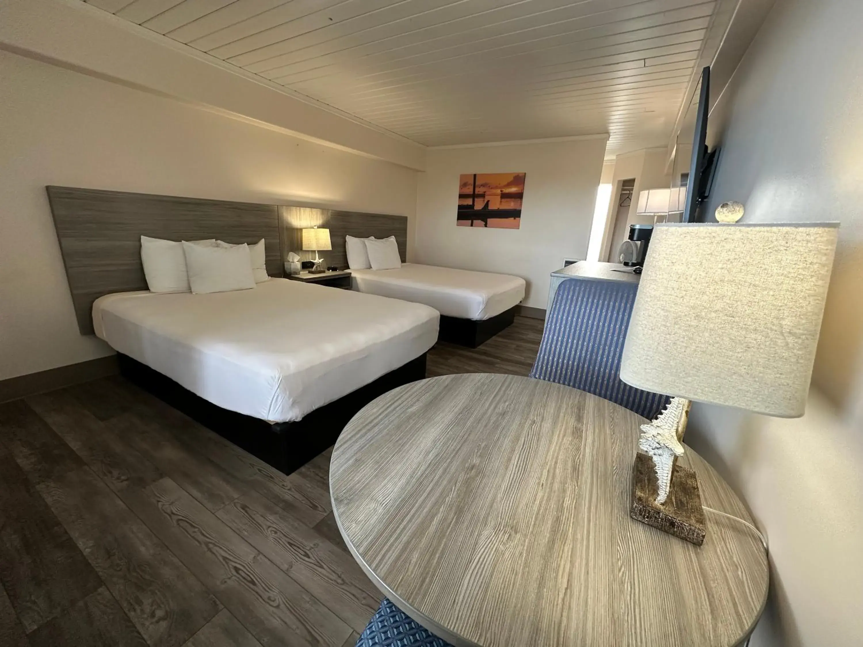 Double Queen Suite in Westport Inn Double Queen Suite in Westport Inn