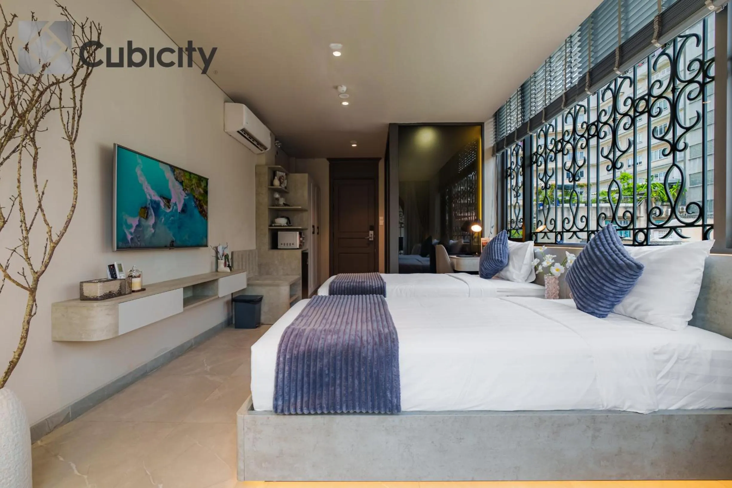 Living room, Bed in Cubicity Wall Street House