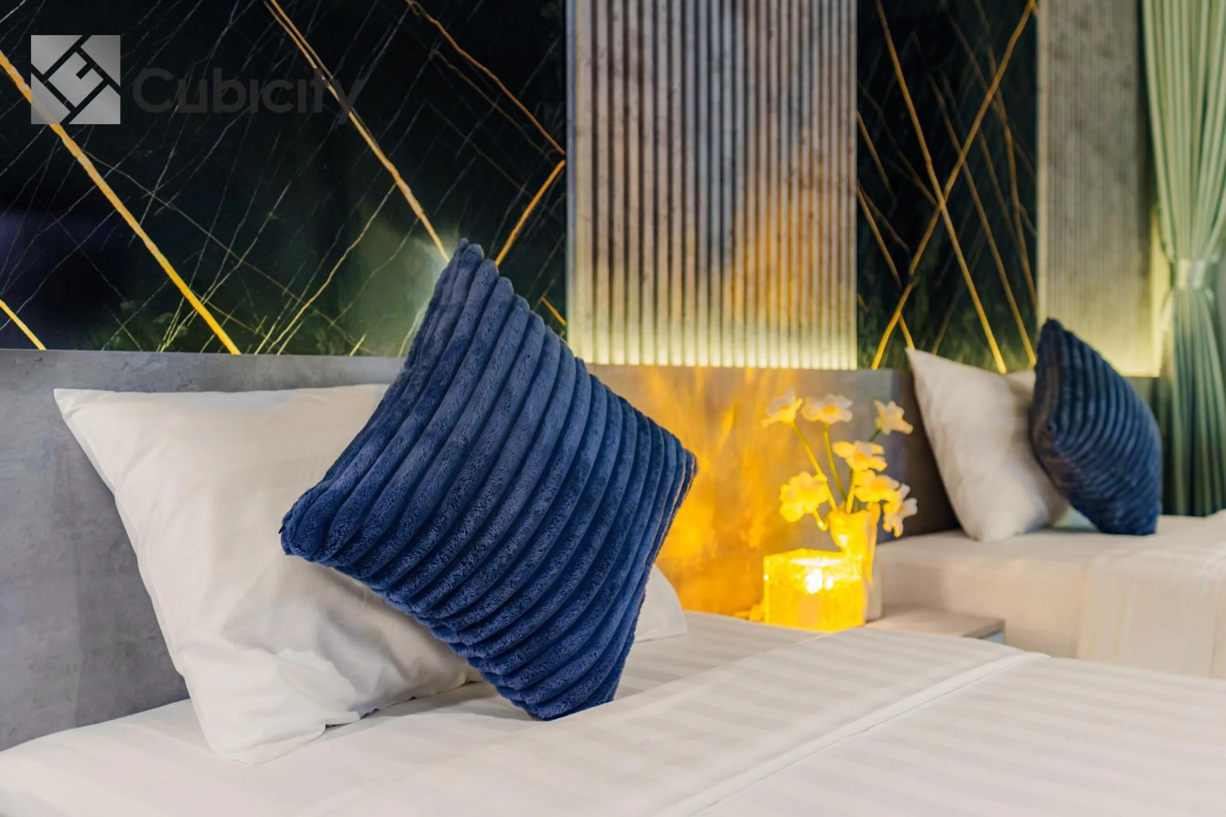 Bed in Cubicity Wall Street House