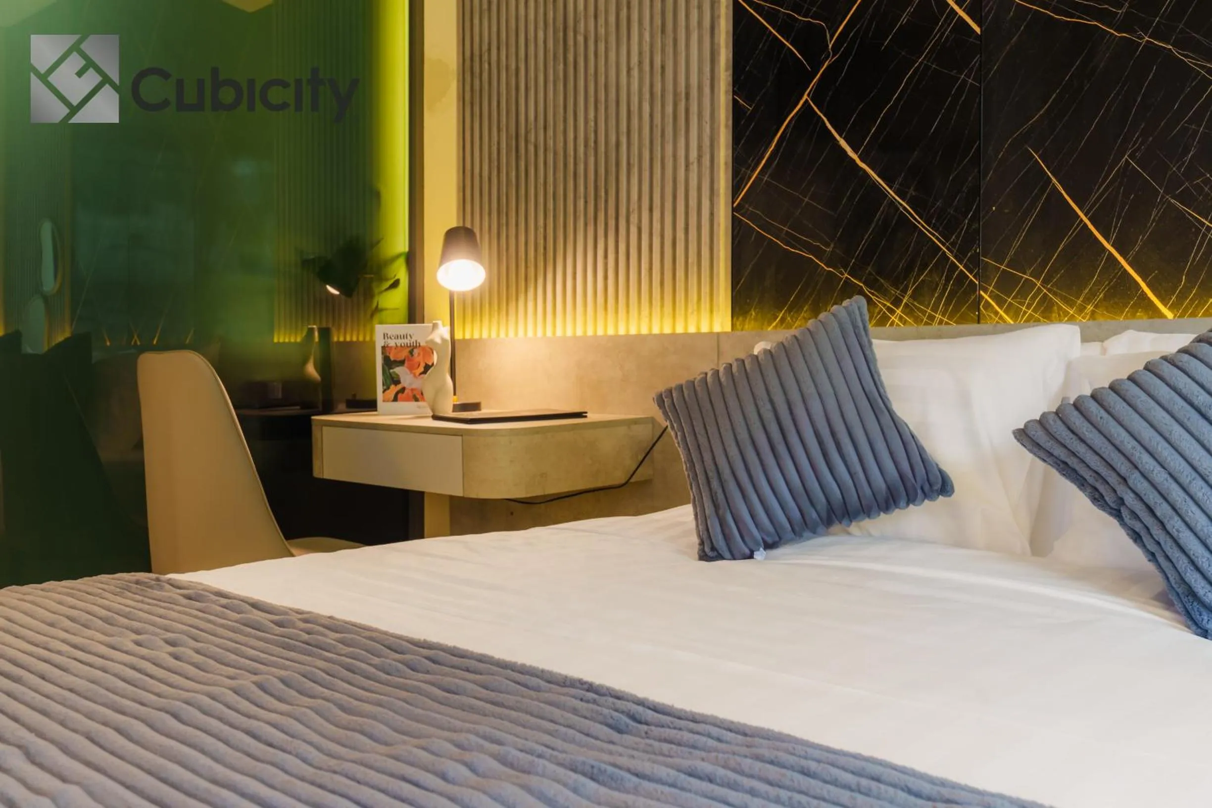 Bed in Cubicity Wall Street House