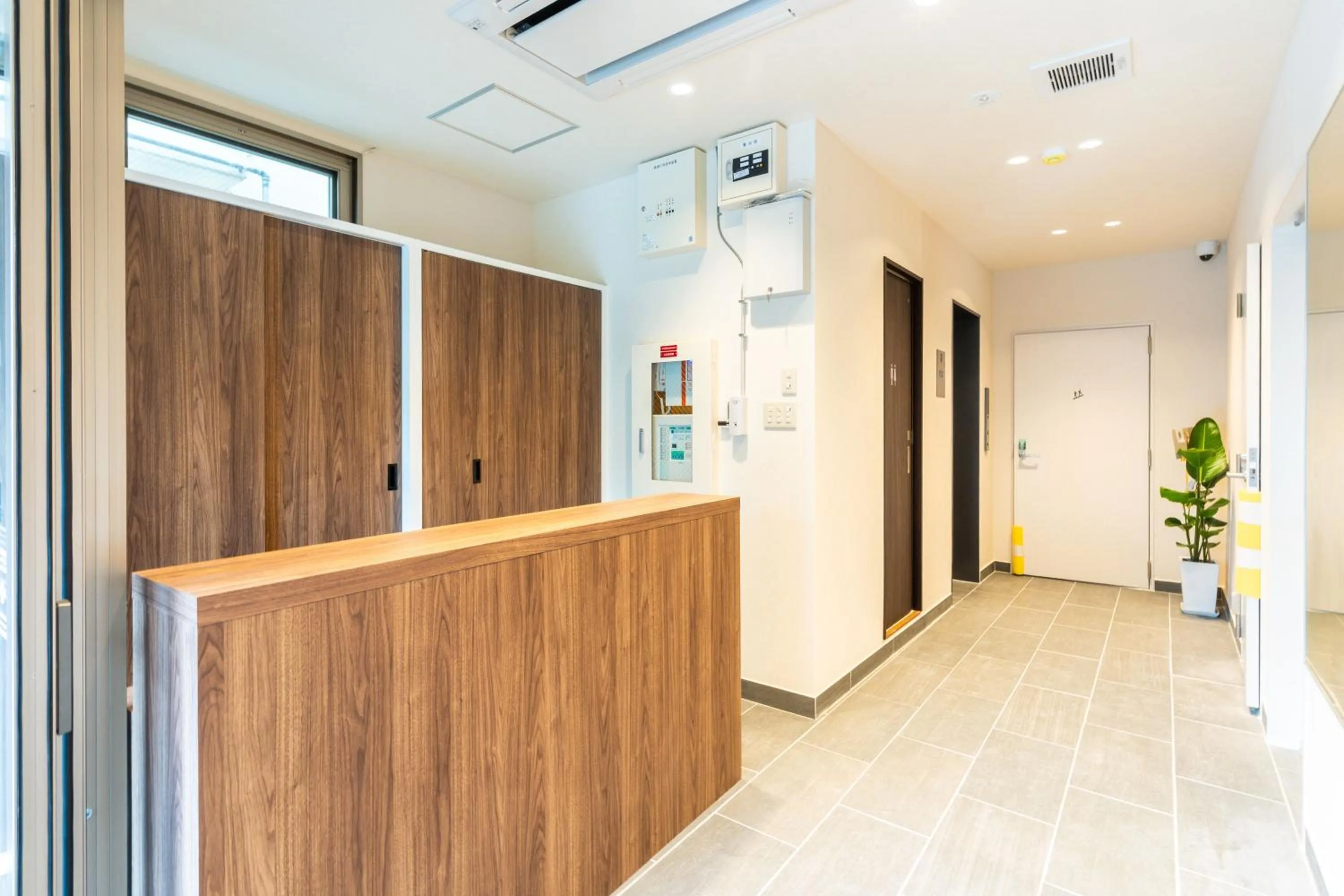 Lobby or reception in Hotel Living Inn Kenchoumaeeki