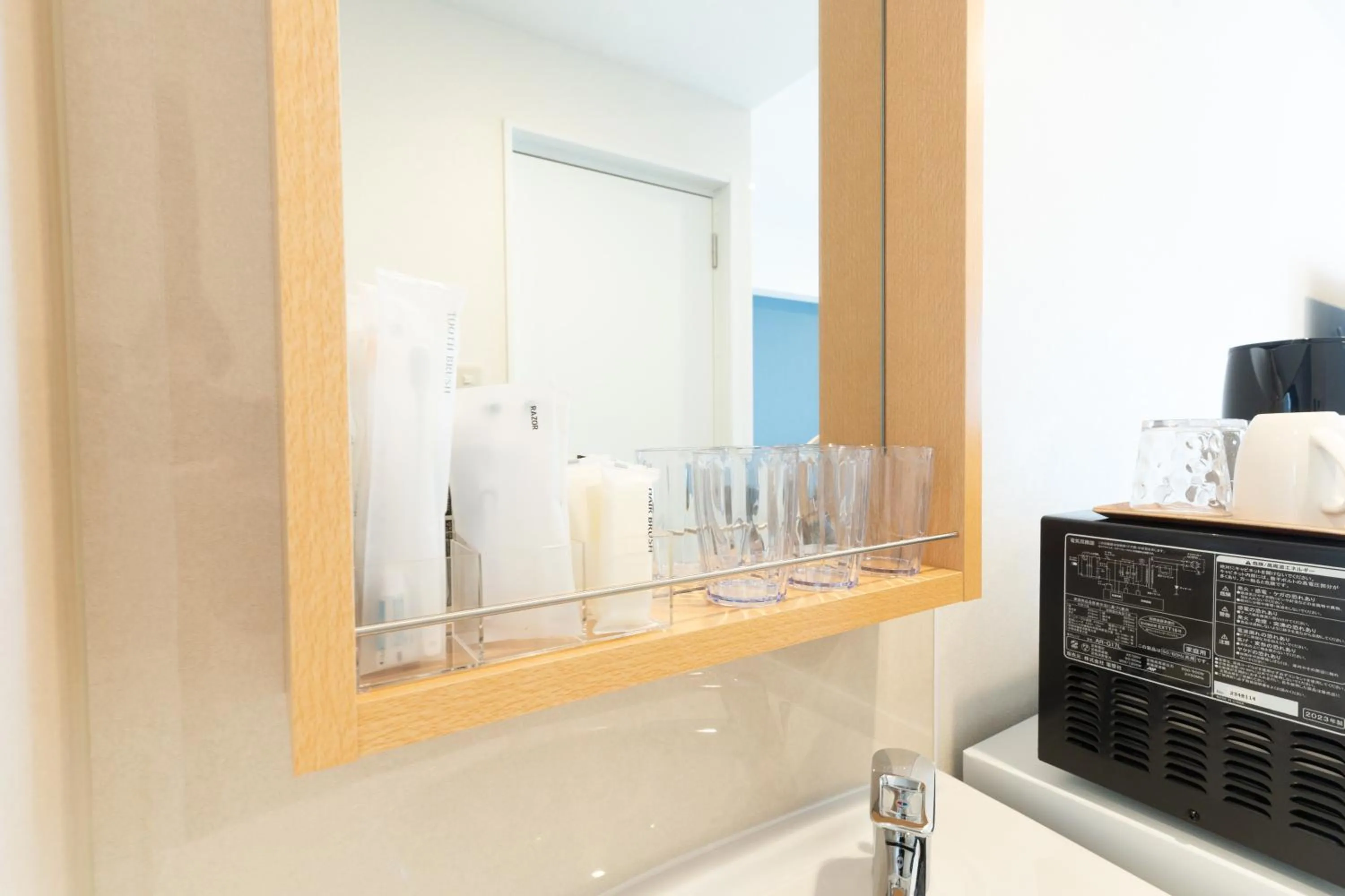 Area and facilities in Hotel Living Inn Kenchoumaeeki