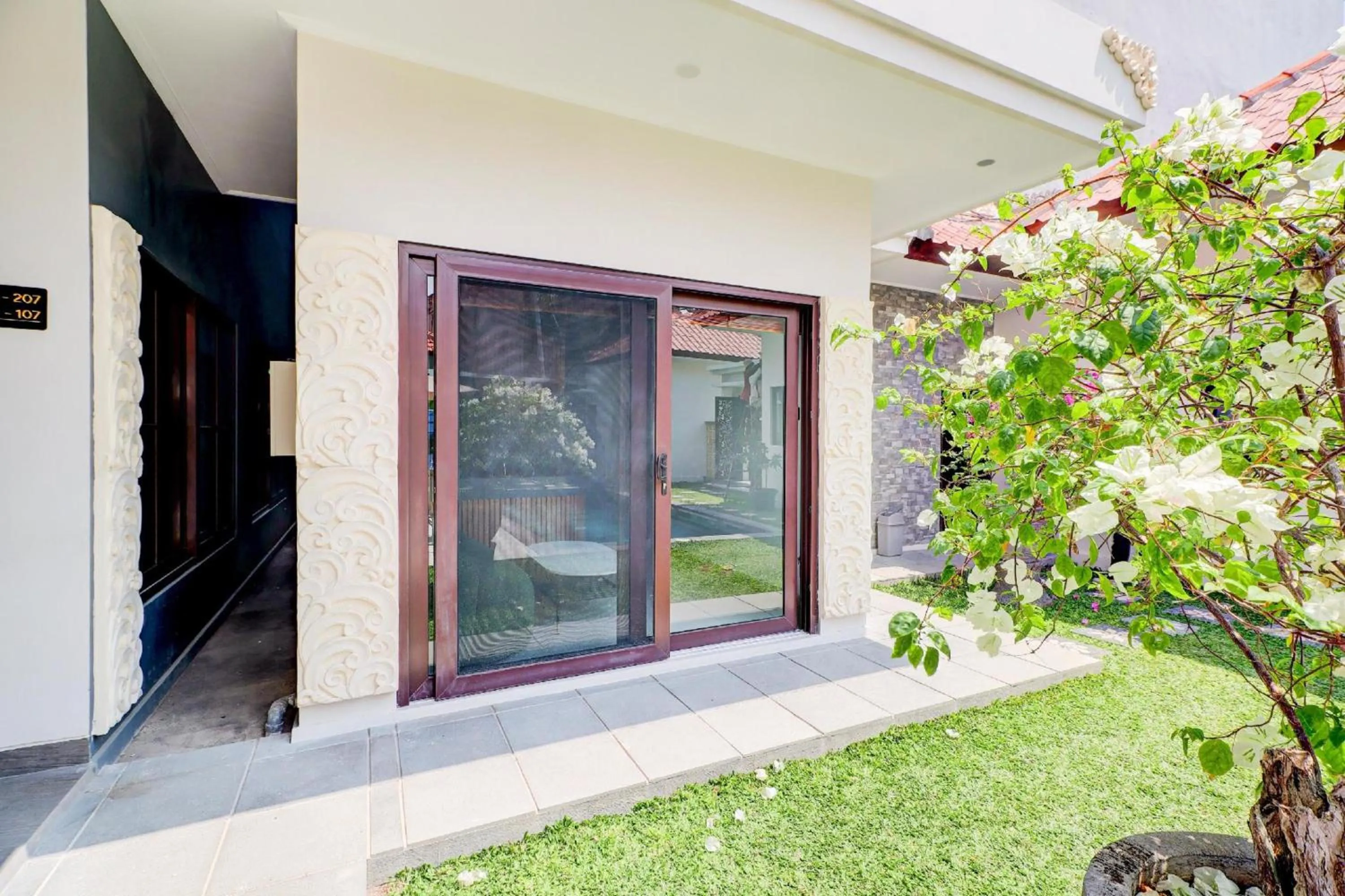 Property building in Collection O Samurai Hotel