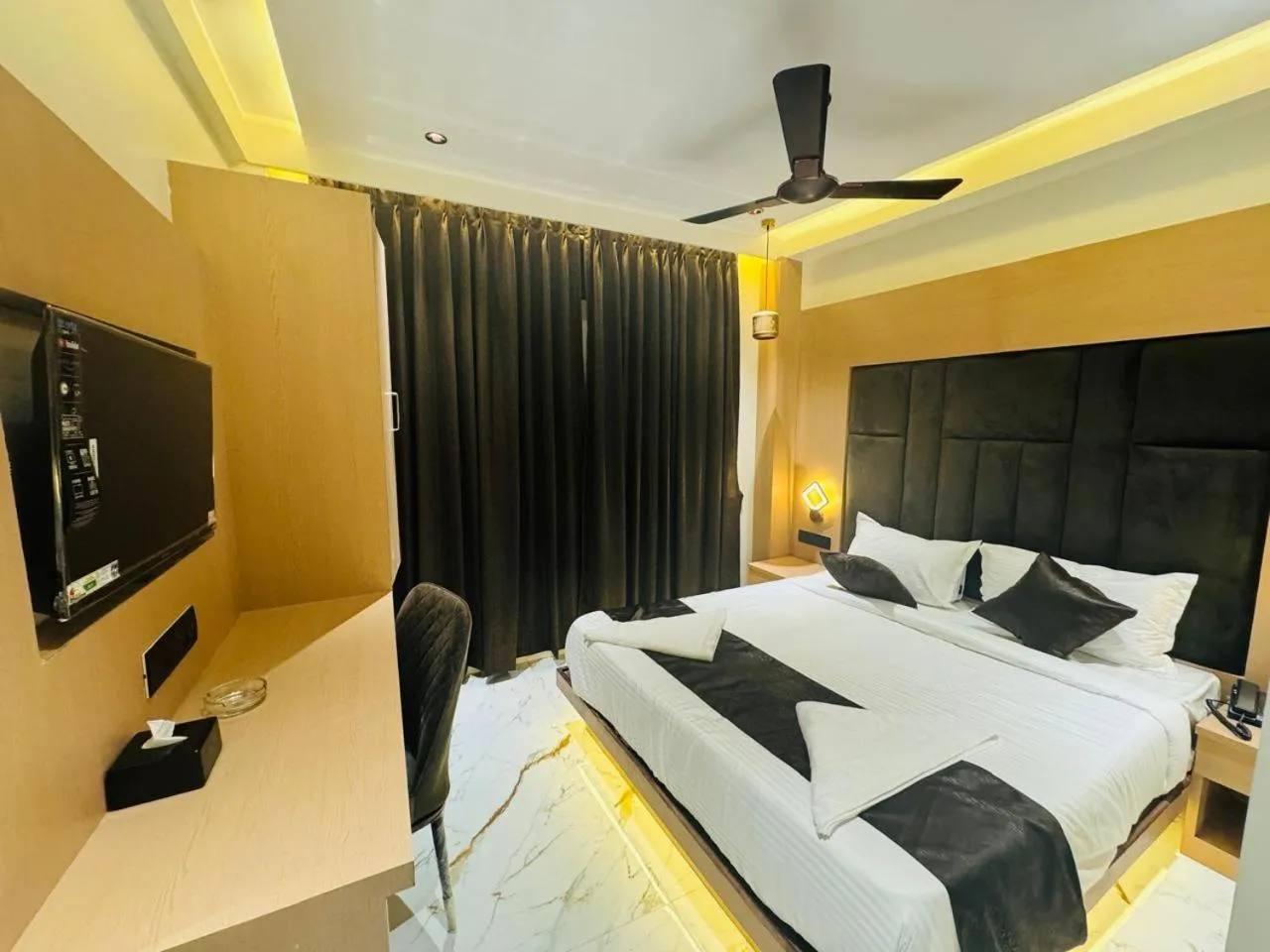 Bedroom, Bed in Hotel Windsor Castle