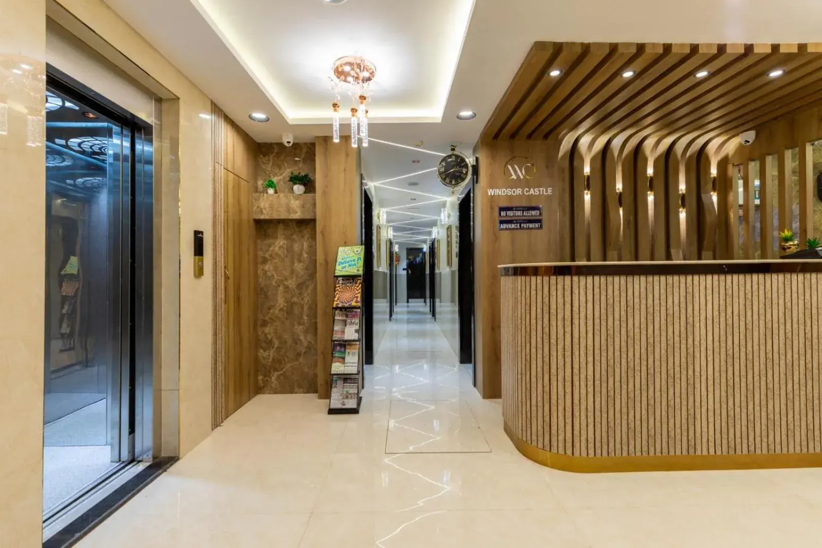 Lobby or reception in Hotel Windsor Castle Lobby or reception in Hotel Windsor Castle