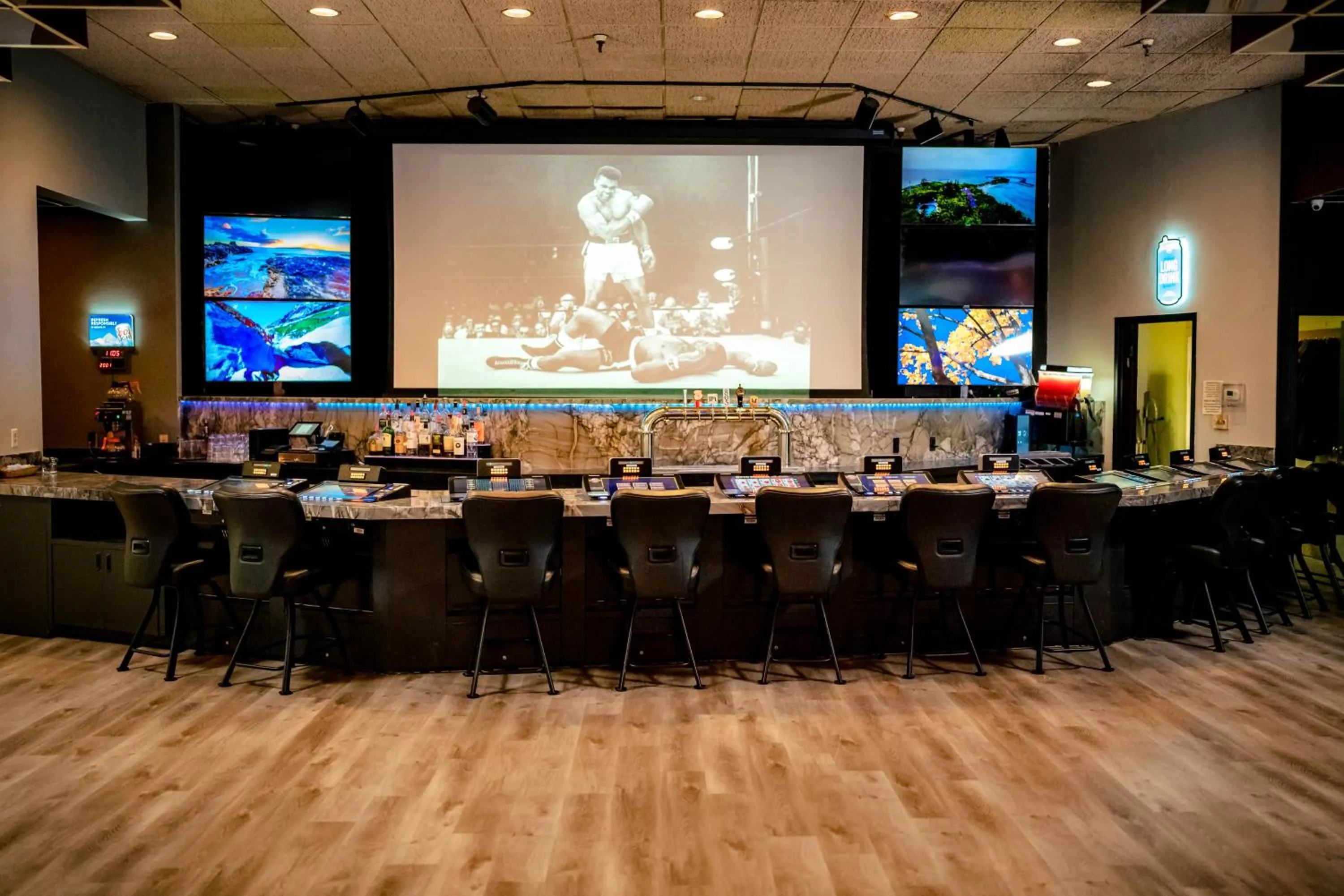 Lounge or bar in The Federal Hotel Downtown Carson City, an Ascend Collection Hotel