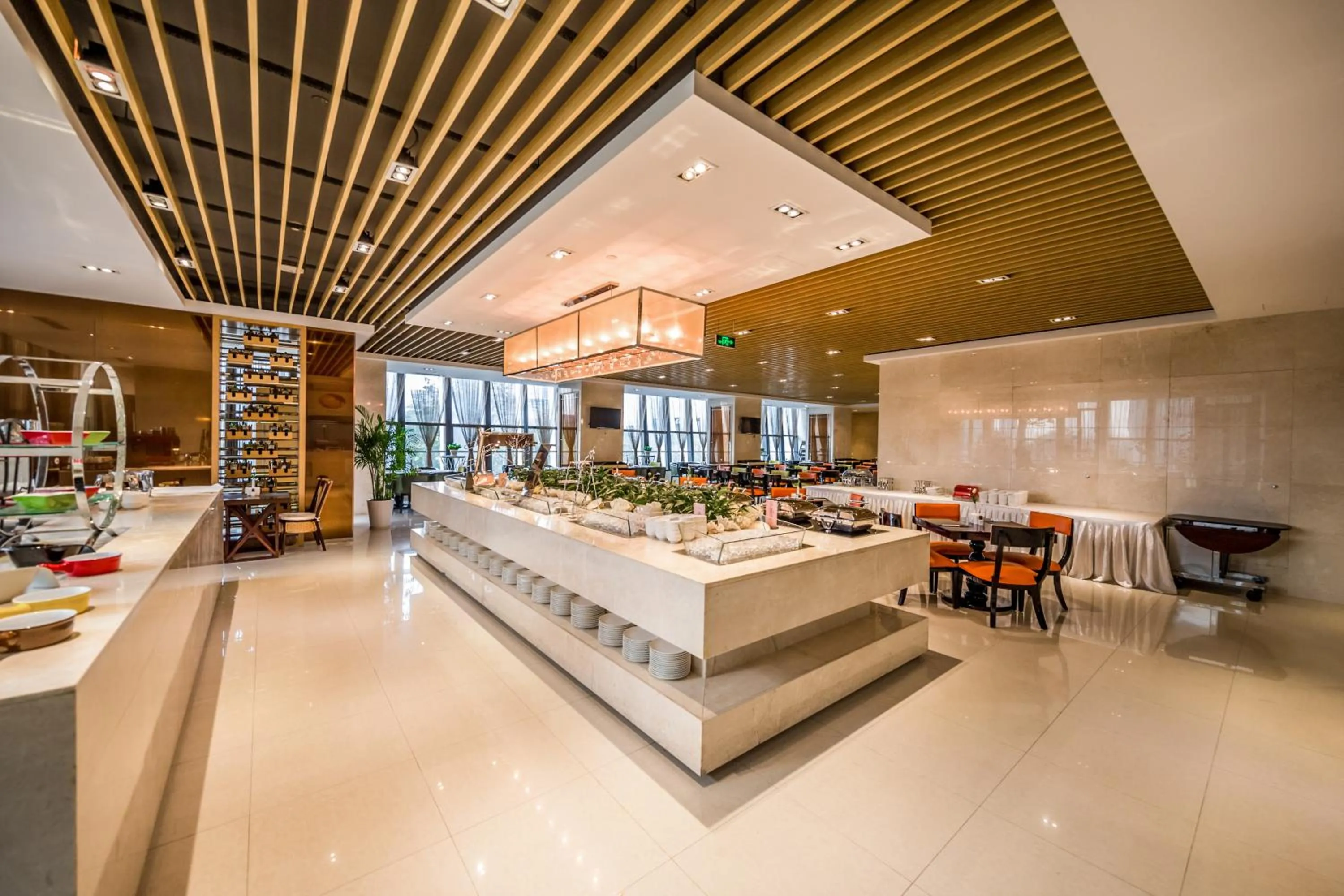 Restaurant/places to eat in Xinhua Media Hotel