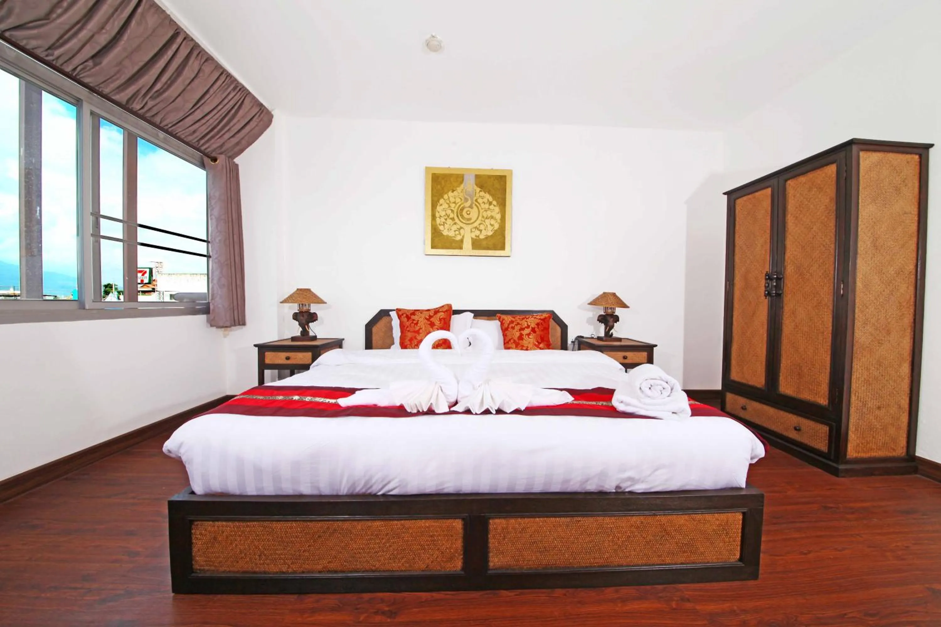 Bedroom, Bed in Jade Tower