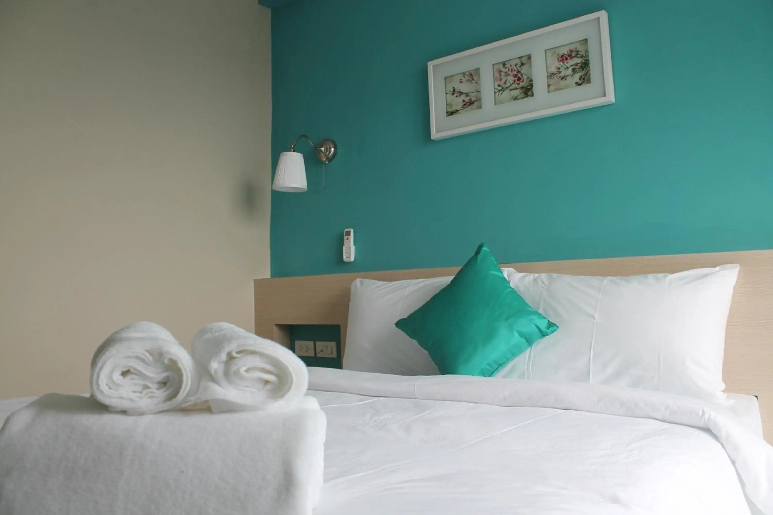 Bedroom, Bed in V-Ocean Palace Bedroom, Bed in V-Ocean Palace