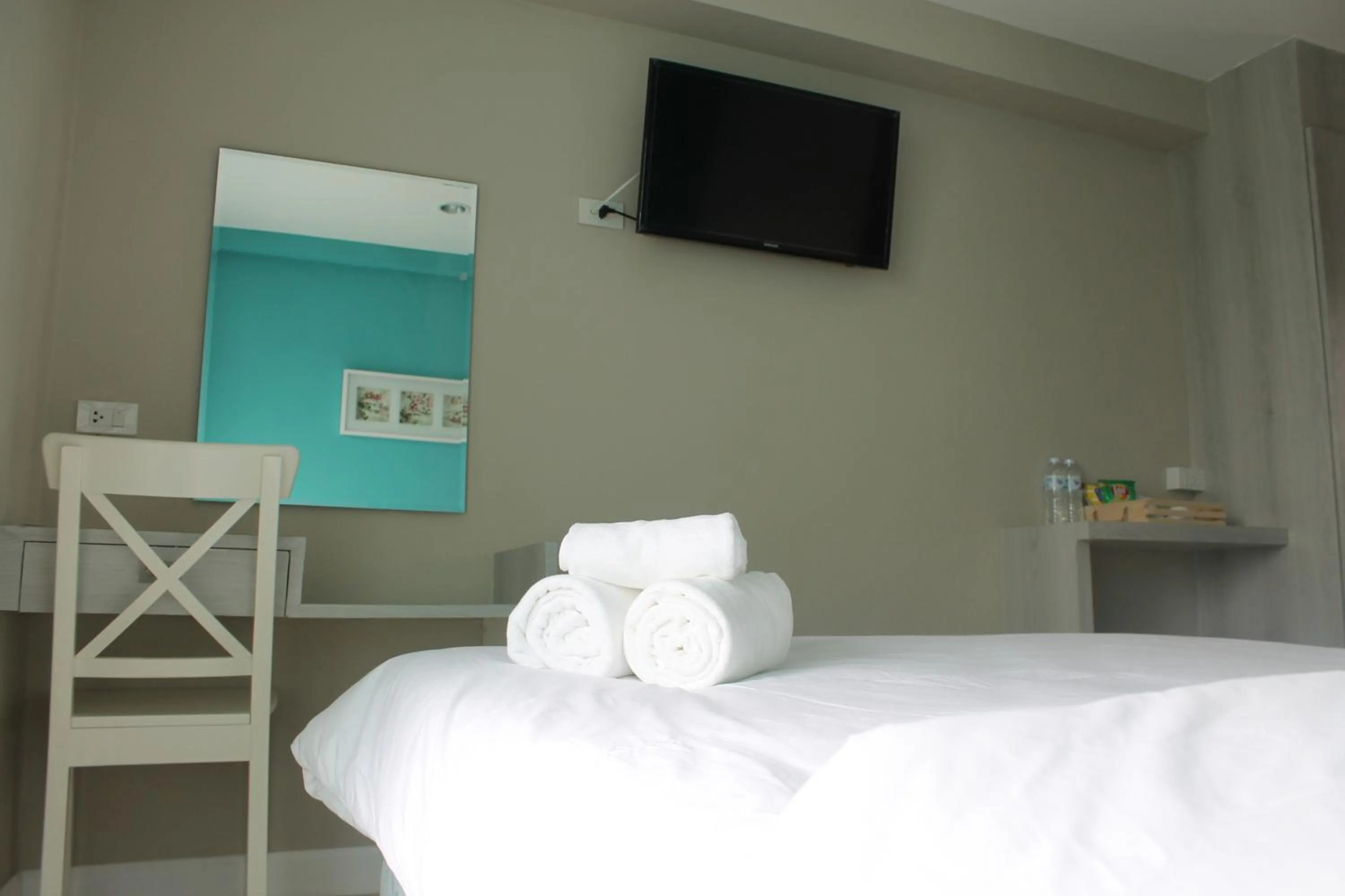 Bedroom, Bed in V-Ocean Palace