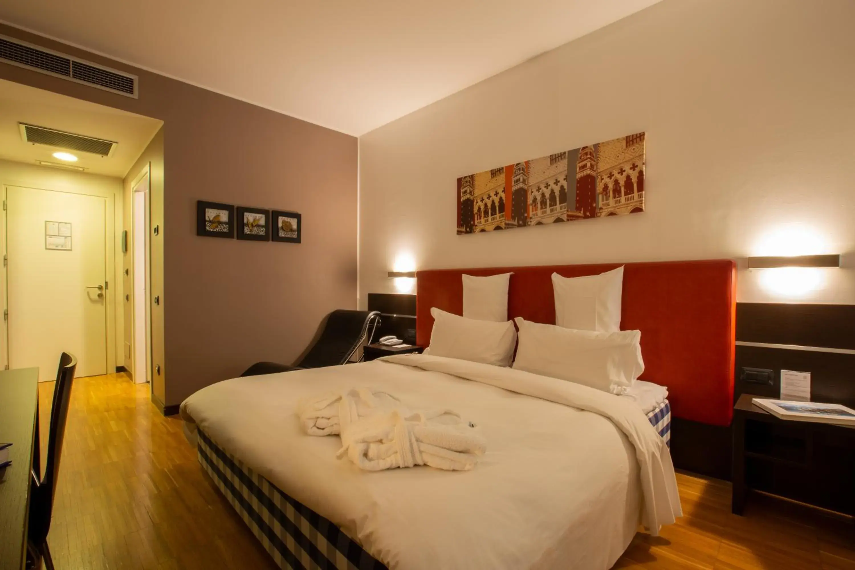 Bed in Euro Hotel Residence Bed in Euro Hotel Residence