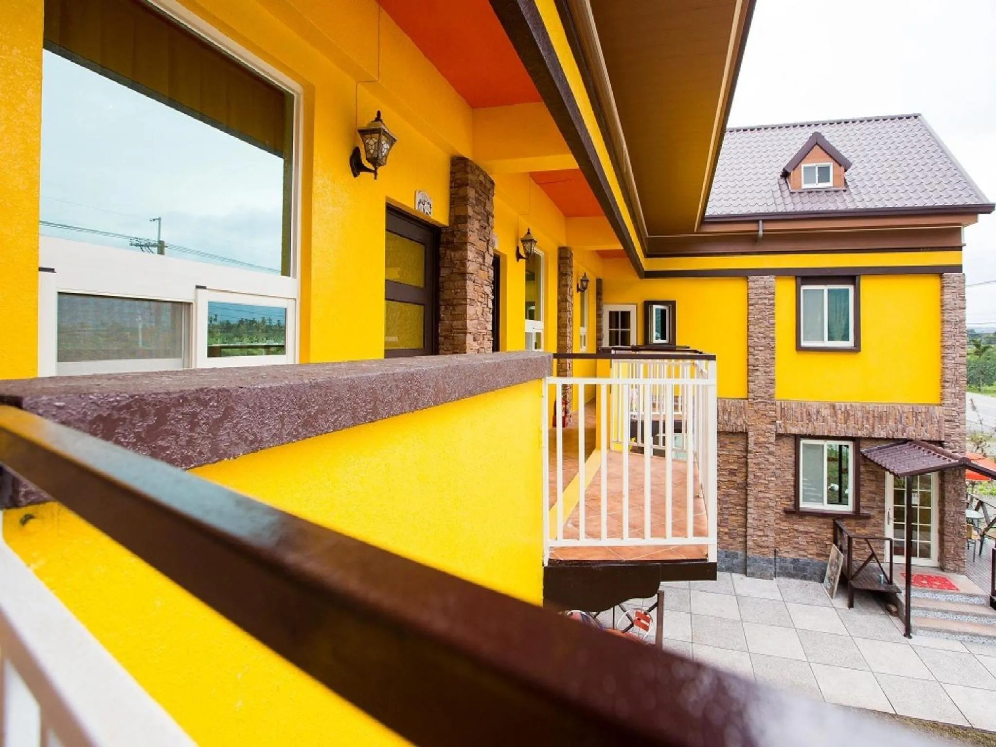 Facade/entrance in The Anderson Manor Hotel