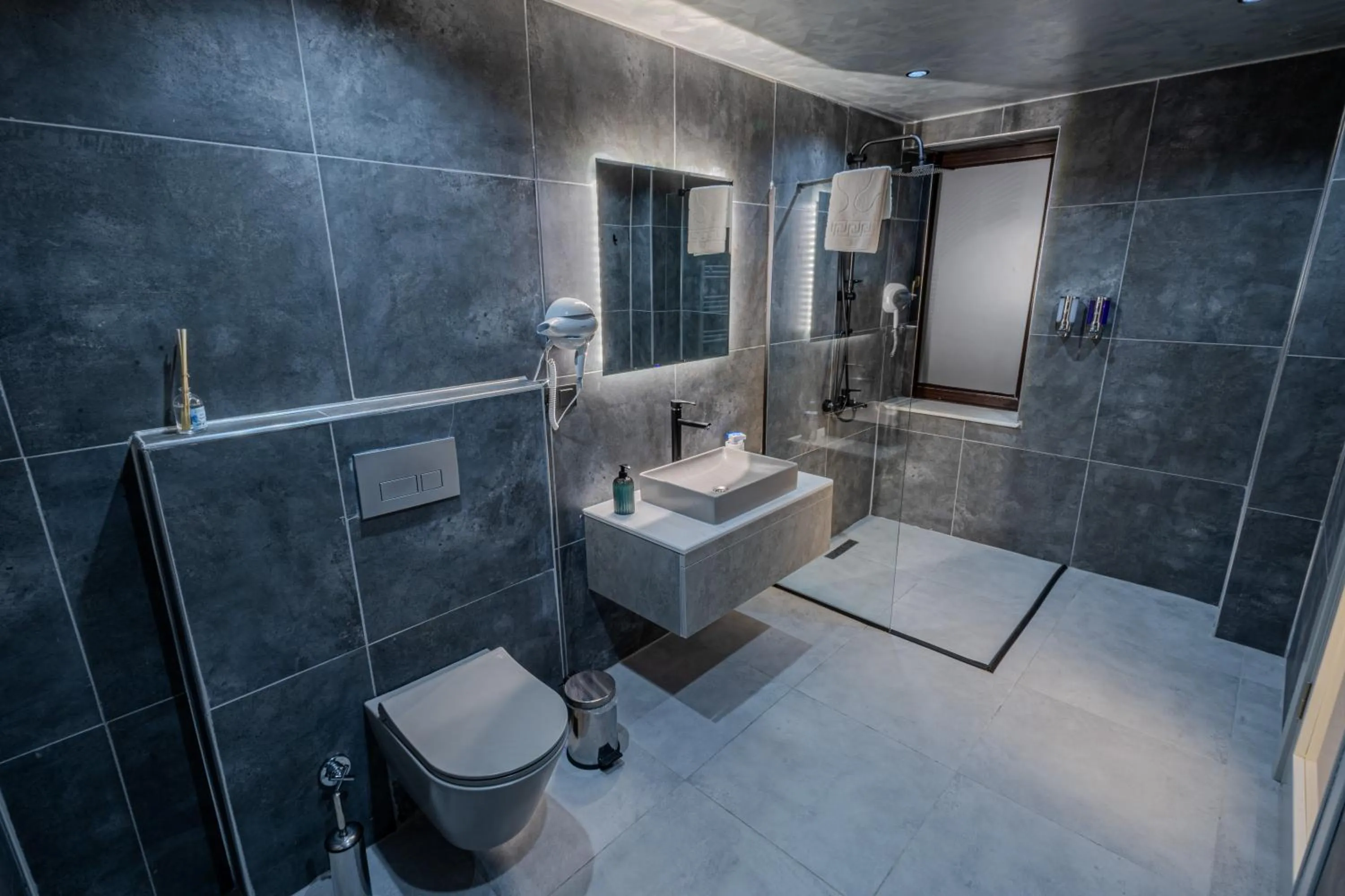 Shower in Cappadocia Divin House