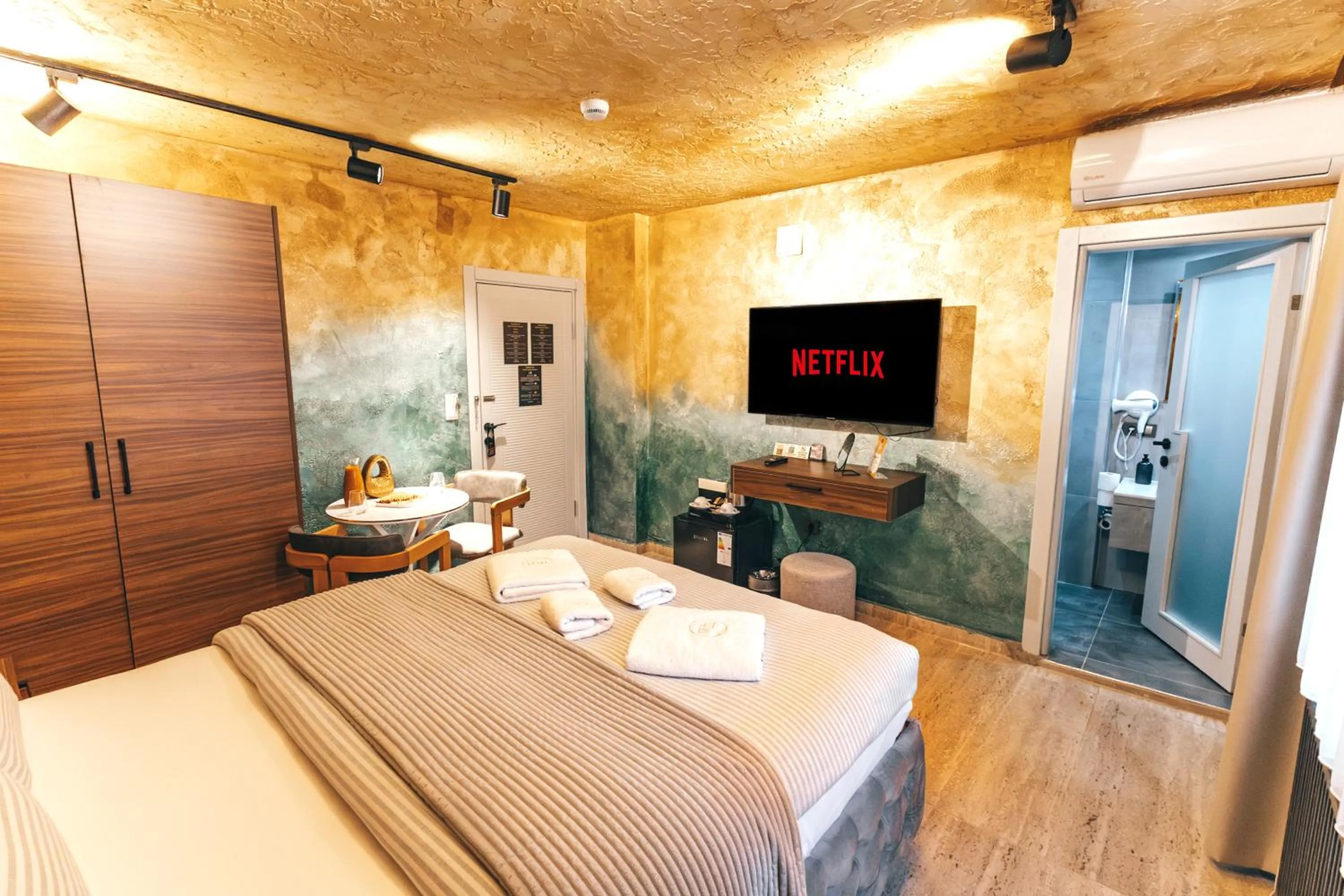 TV and multimedia, Bed in Cappadocia Divin House