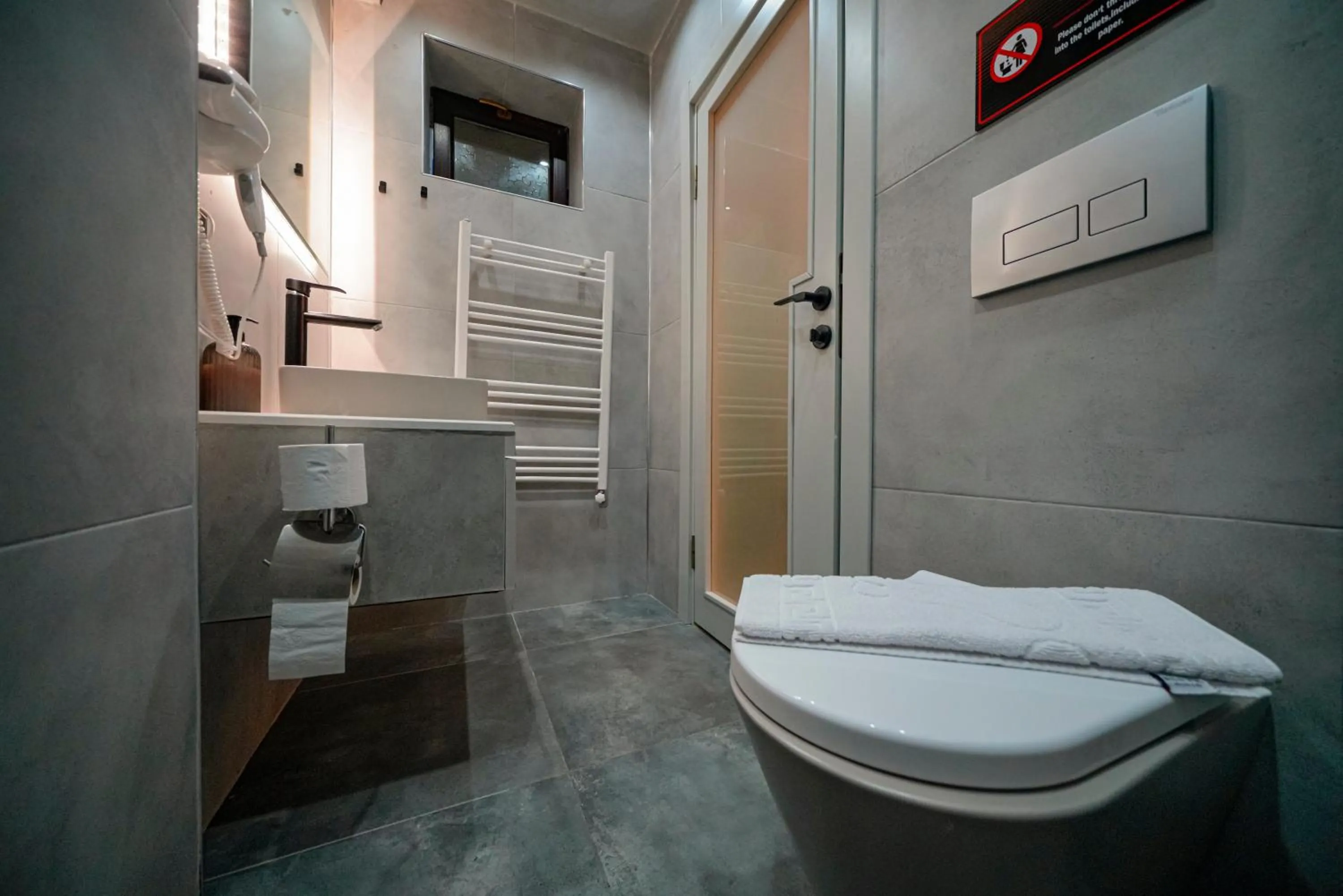 Shower in Cappadocia Divin House