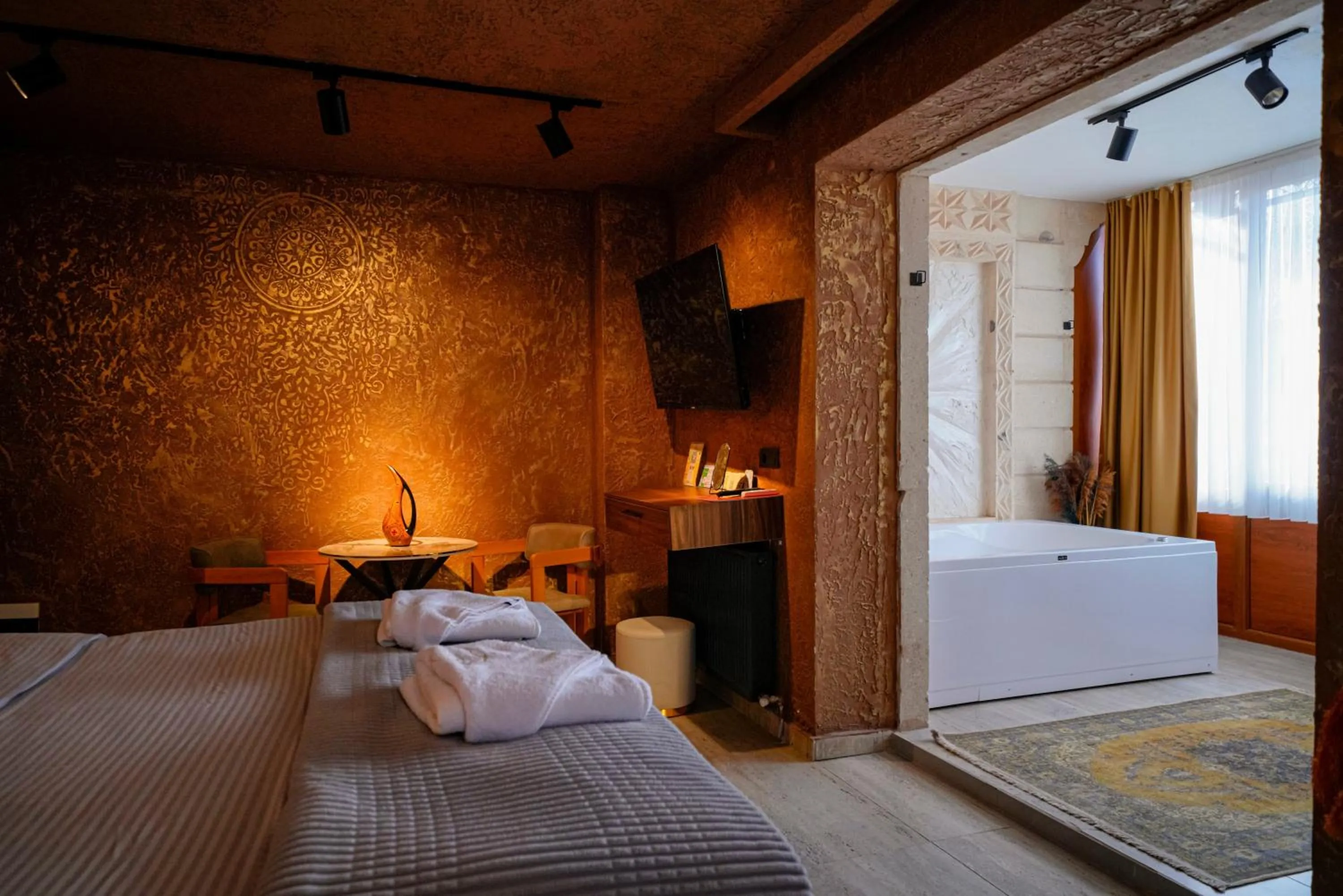 Bed in Cappadocia Divin House