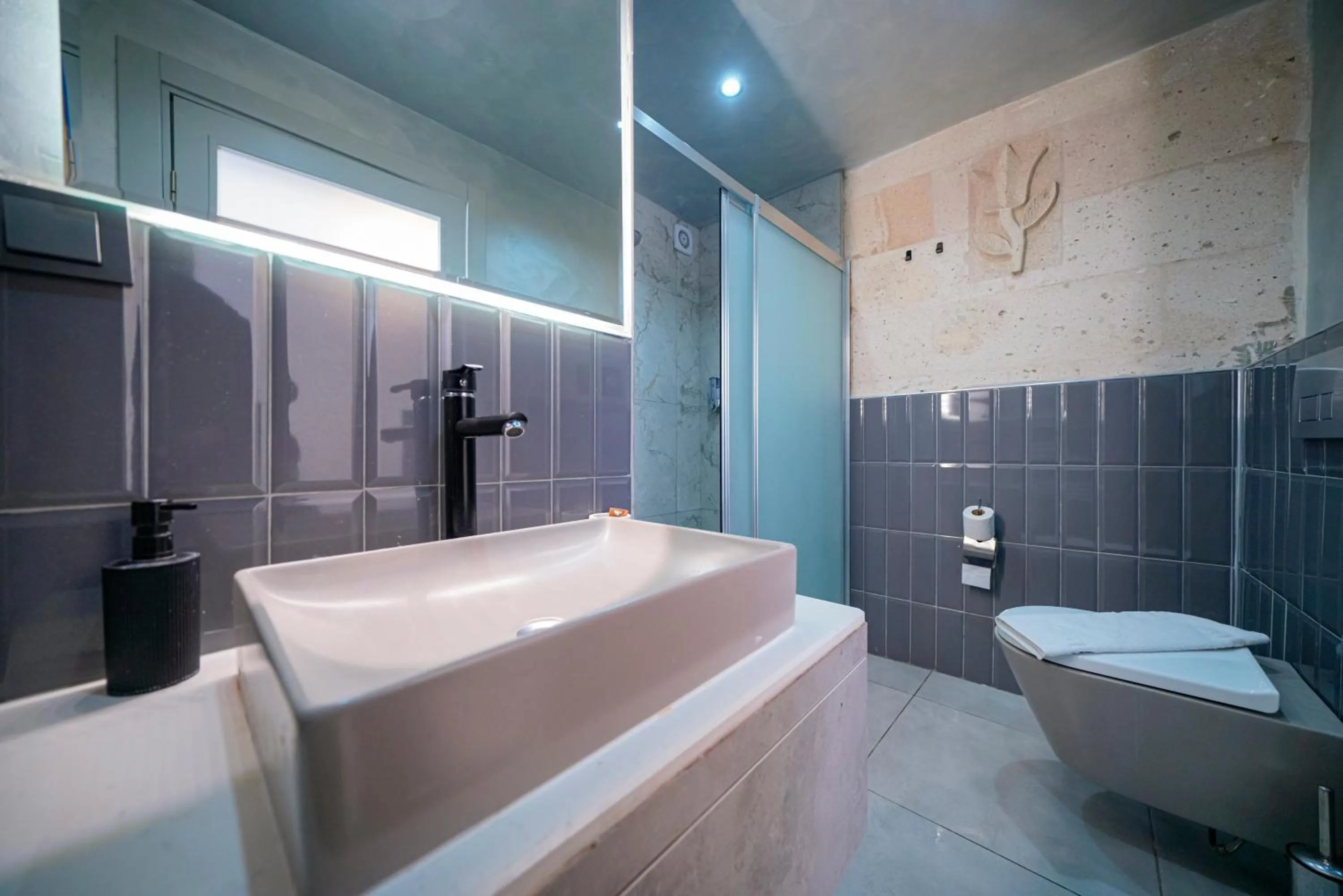 Shower in Cappadocia Divin House