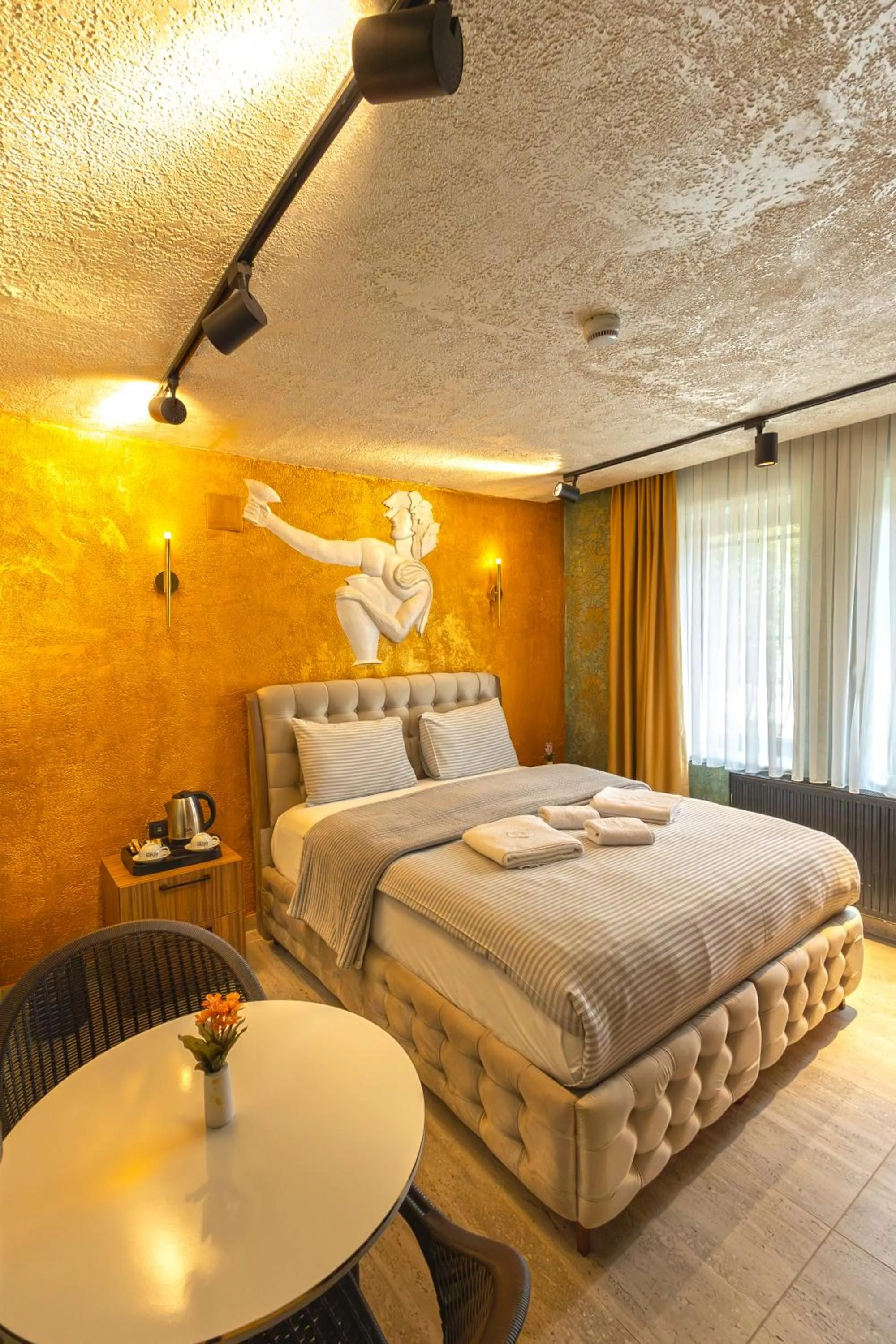 Bed in Cappadocia Divin House