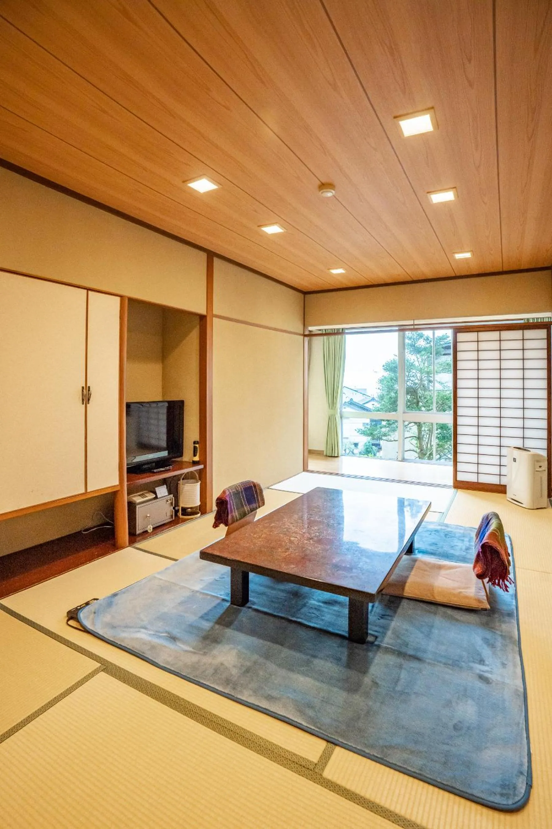 Photo of the whole room in Shorenkan Yoshinoya