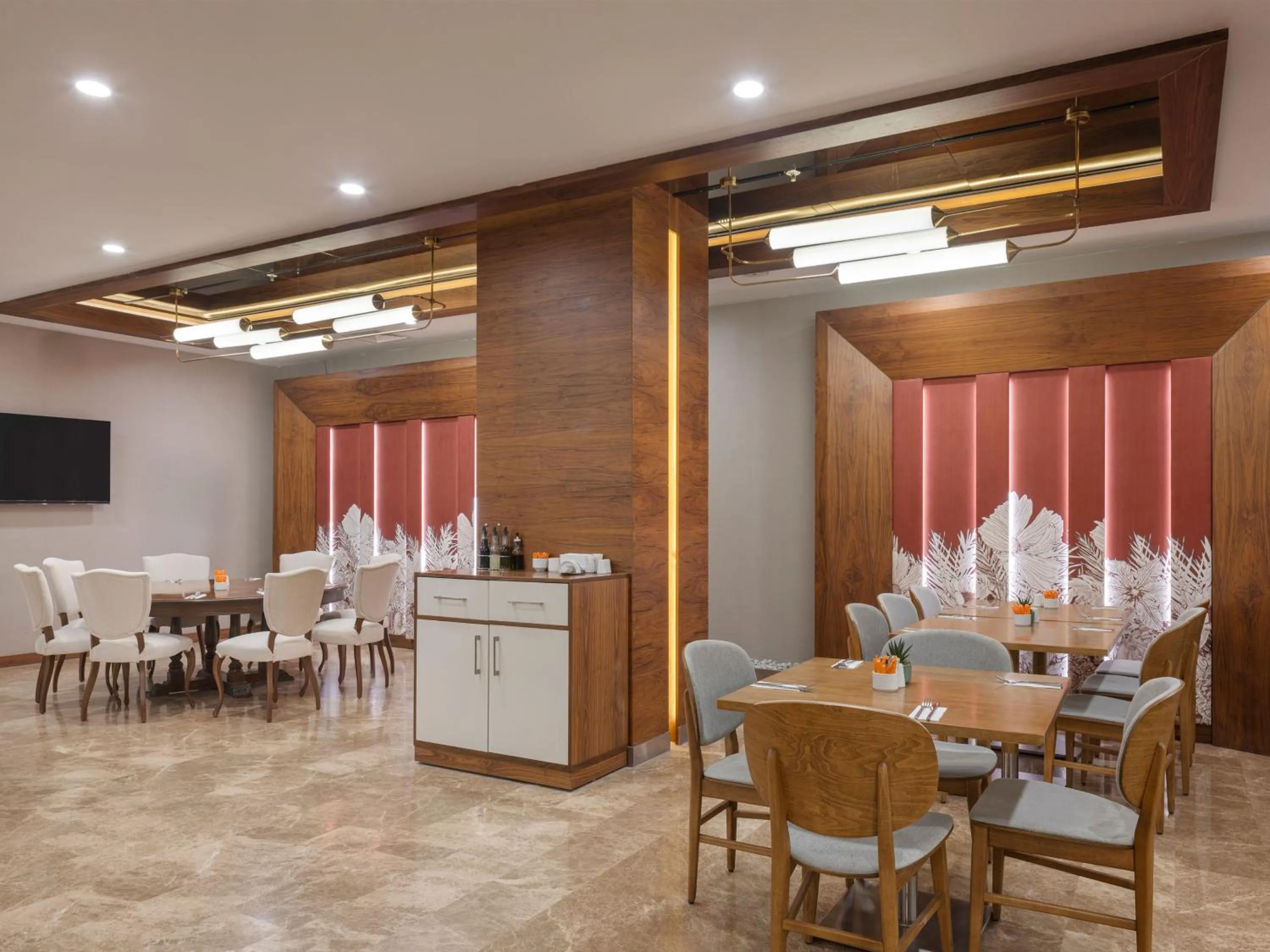 Restaurant/places to eat in Mercure Ankara Kızılay