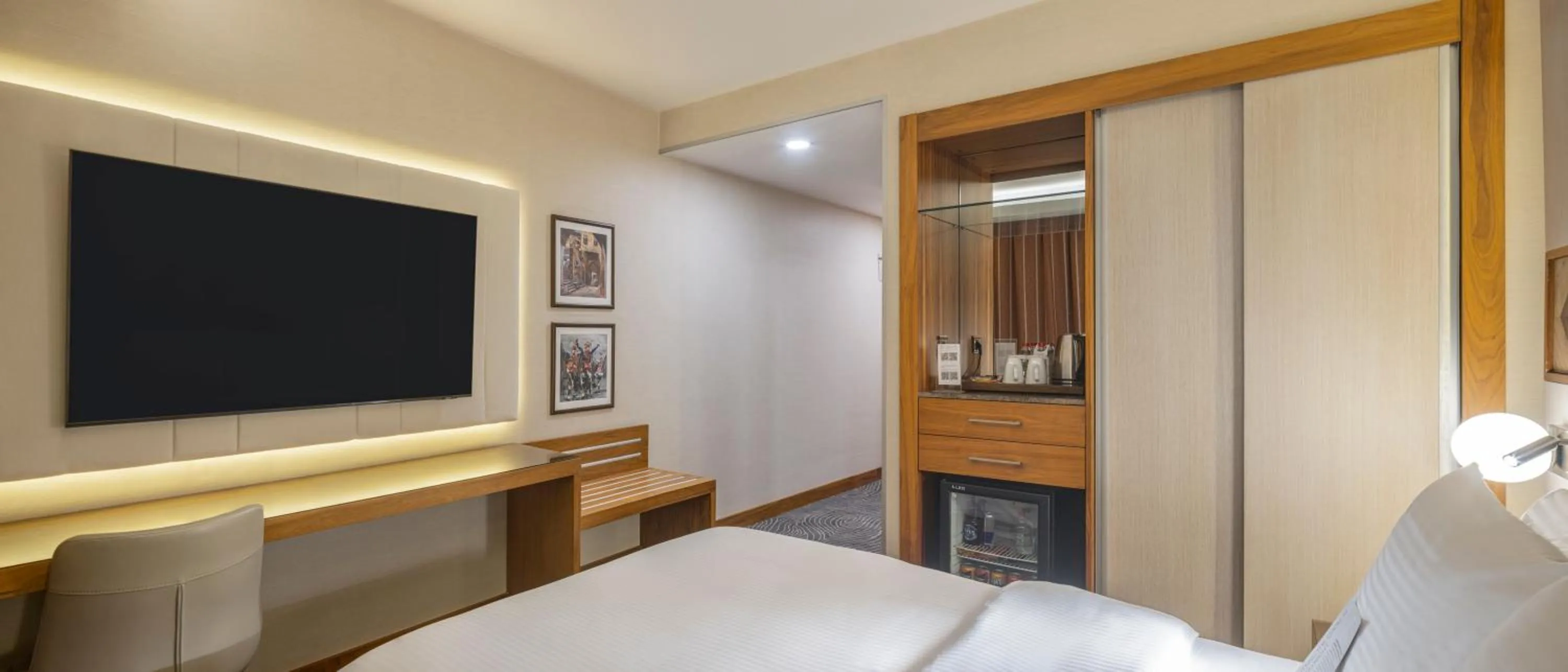 Bed in Mercure Ankara Kızılay