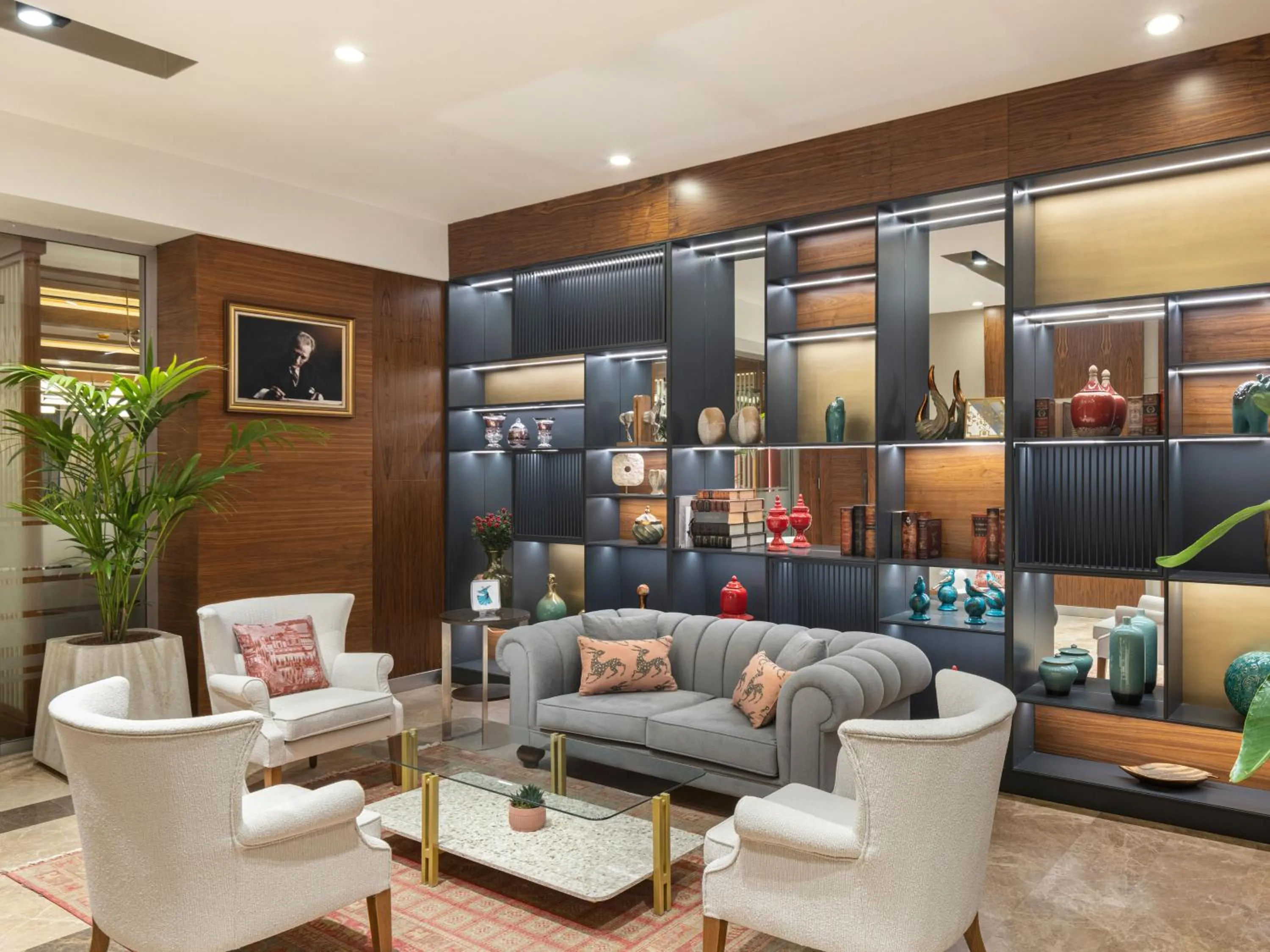 Lobby or reception in Mercure Ankara Kızılay