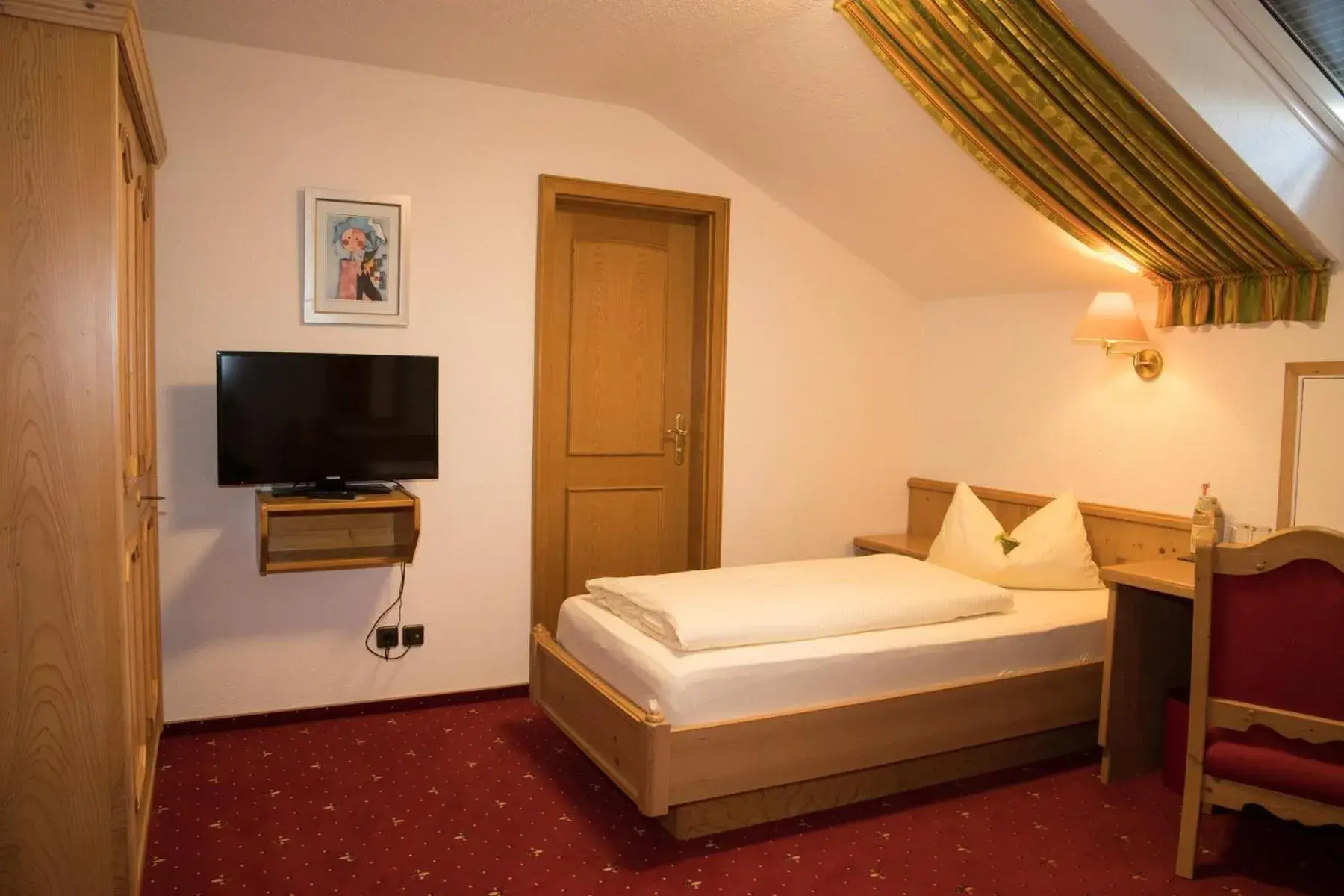 Twin Room - single occupancy in Hotel Bauer garni Twin Room - single occupancy in Hotel Bauer garni