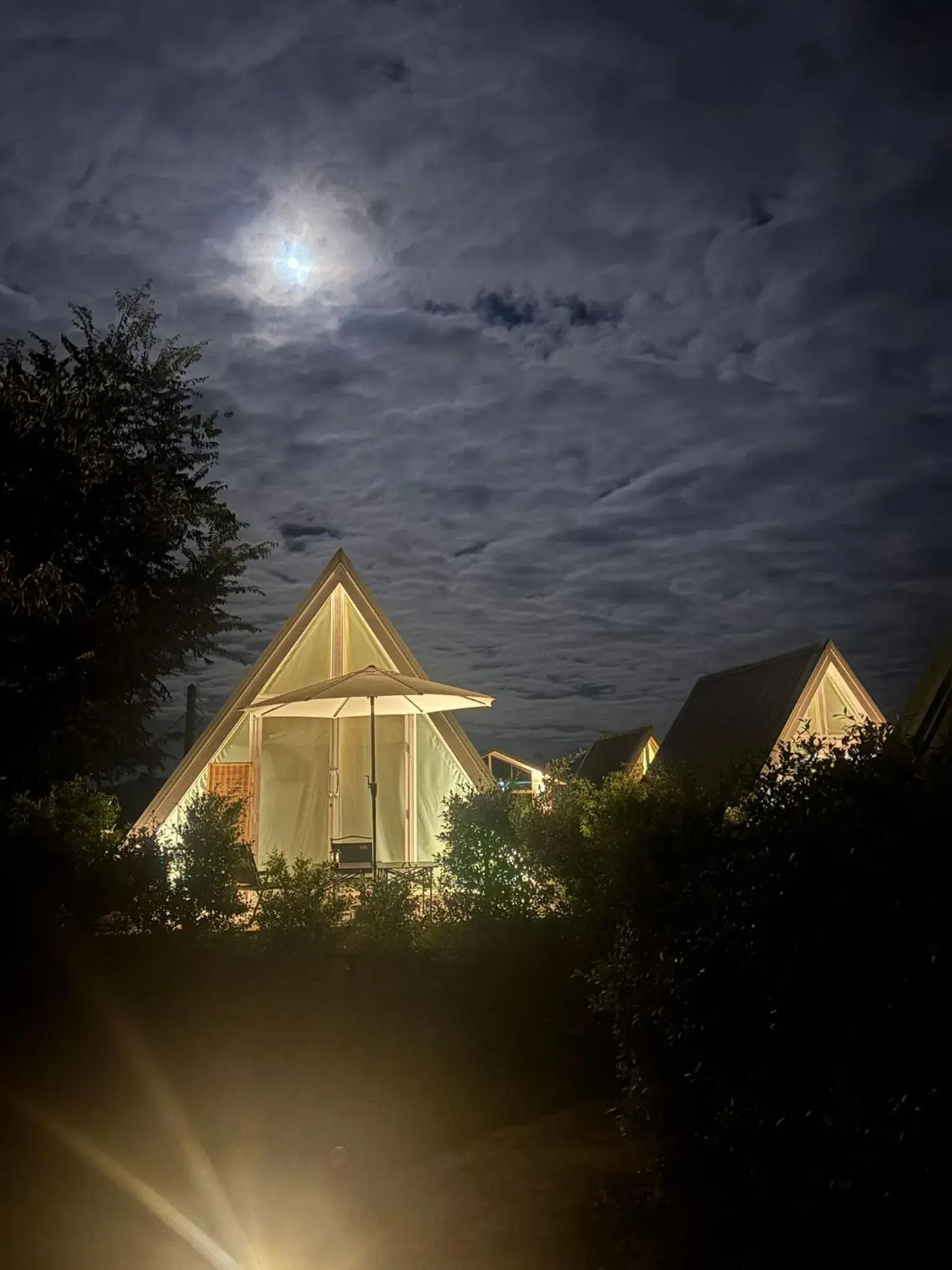 Property building in Paradise Resort & Cafe Property building in Paradise Resort & Cafe