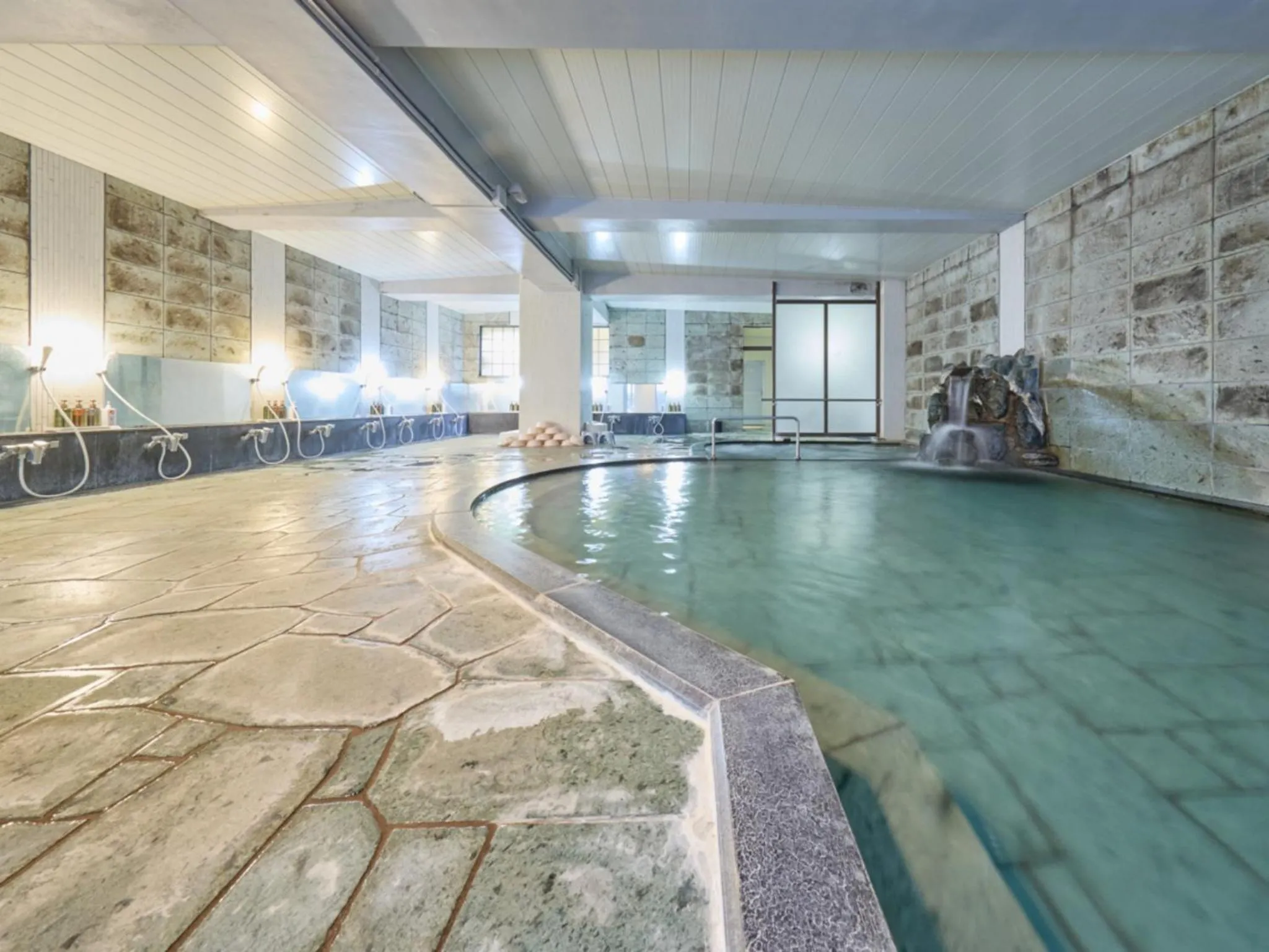Public Bath in Shuzenji Onsen Hotel Takitei