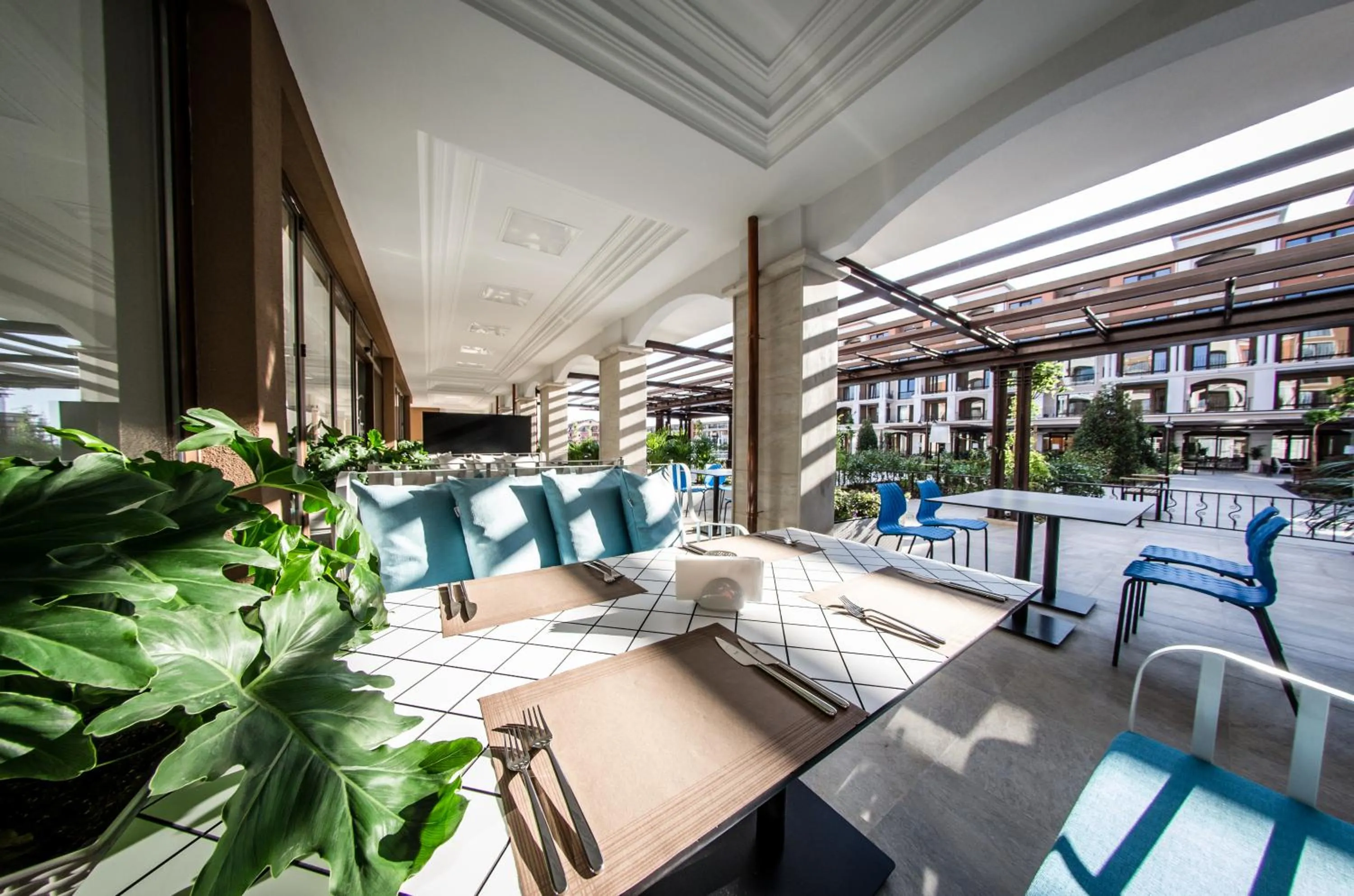 Restaurant/places to eat in Premier Fort Cuisine - Full Board