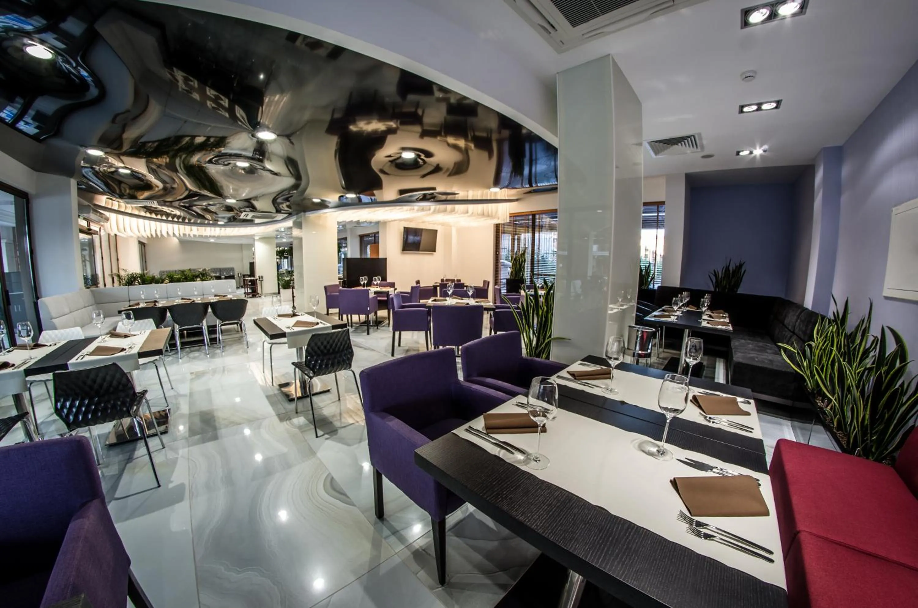 Restaurant/places to eat in Premier Fort Cuisine - Full Board