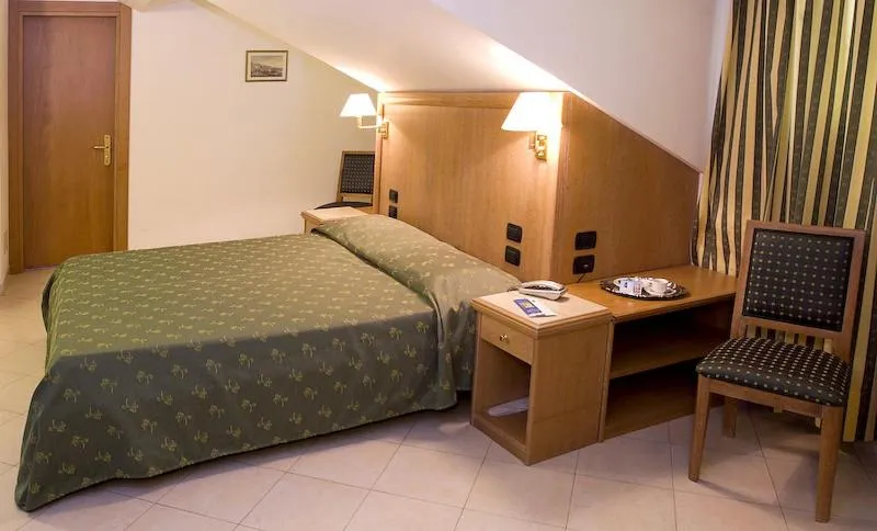 Photo of the whole room in Hotel Riviera