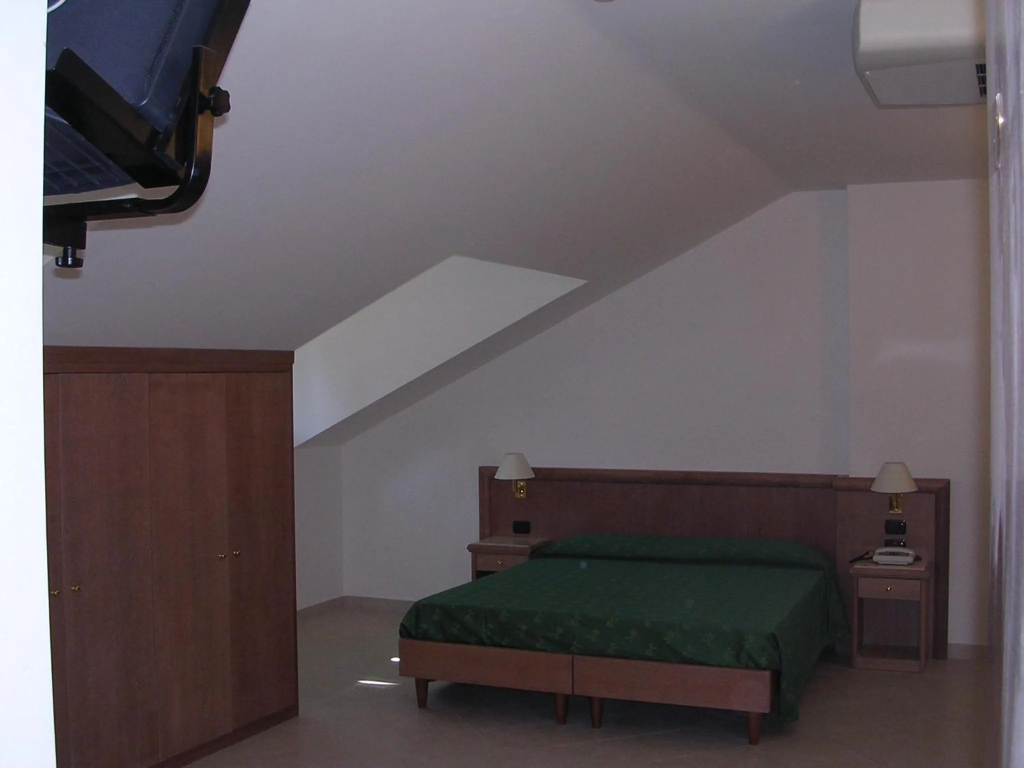 Photo of the whole room in Hotel Riviera