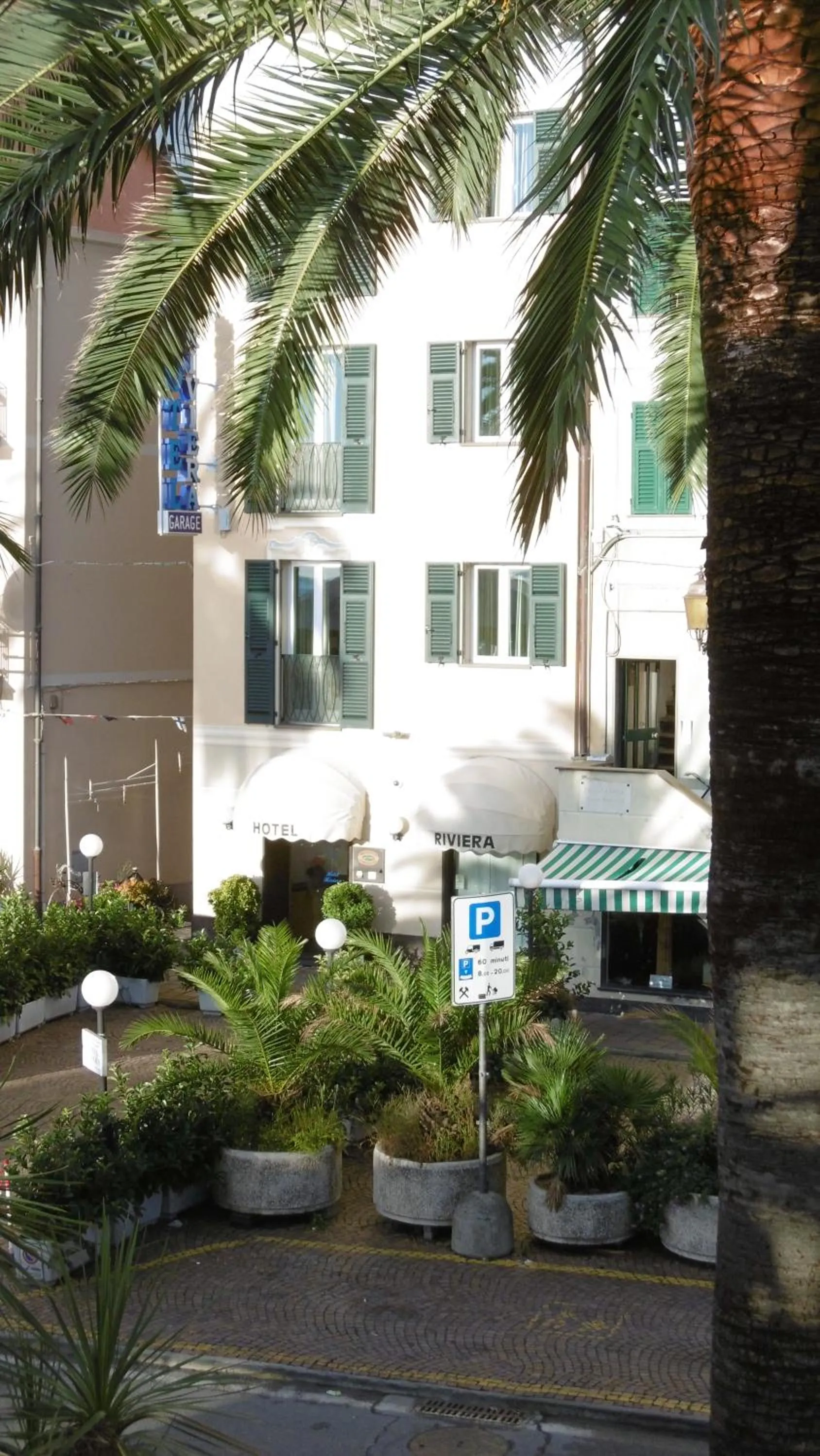 Property building in Hotel Riviera