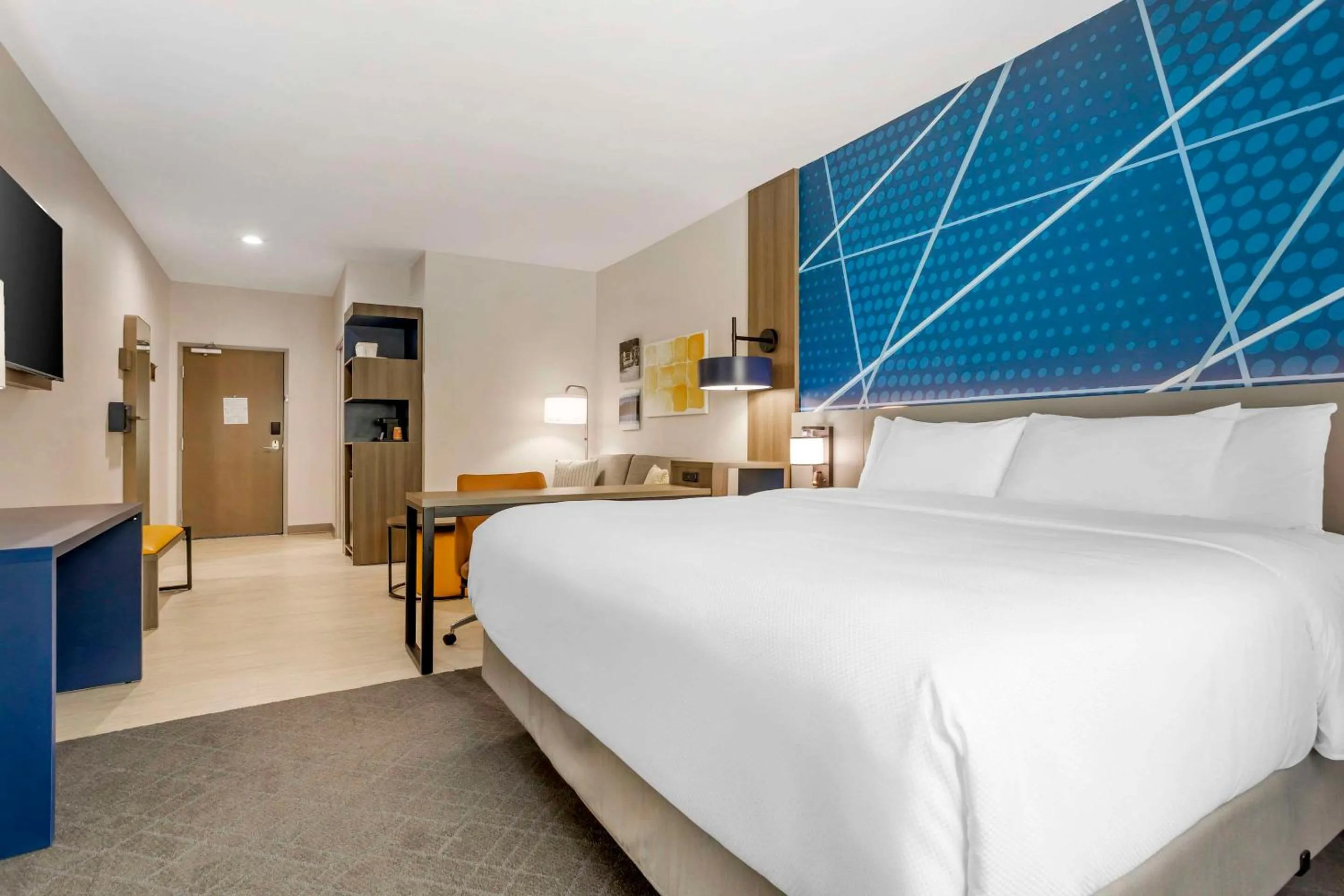 Bedroom, Bed in Comfort Inn & Suites Huntsville Near University