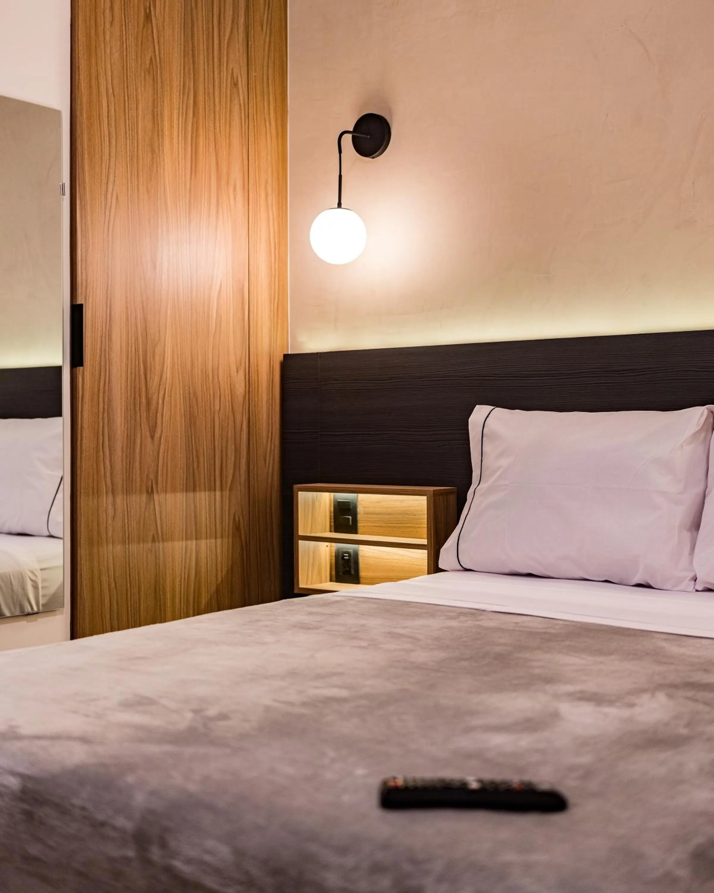 Bedroom, Bed in Suites Monterrey by Escajal Rooms