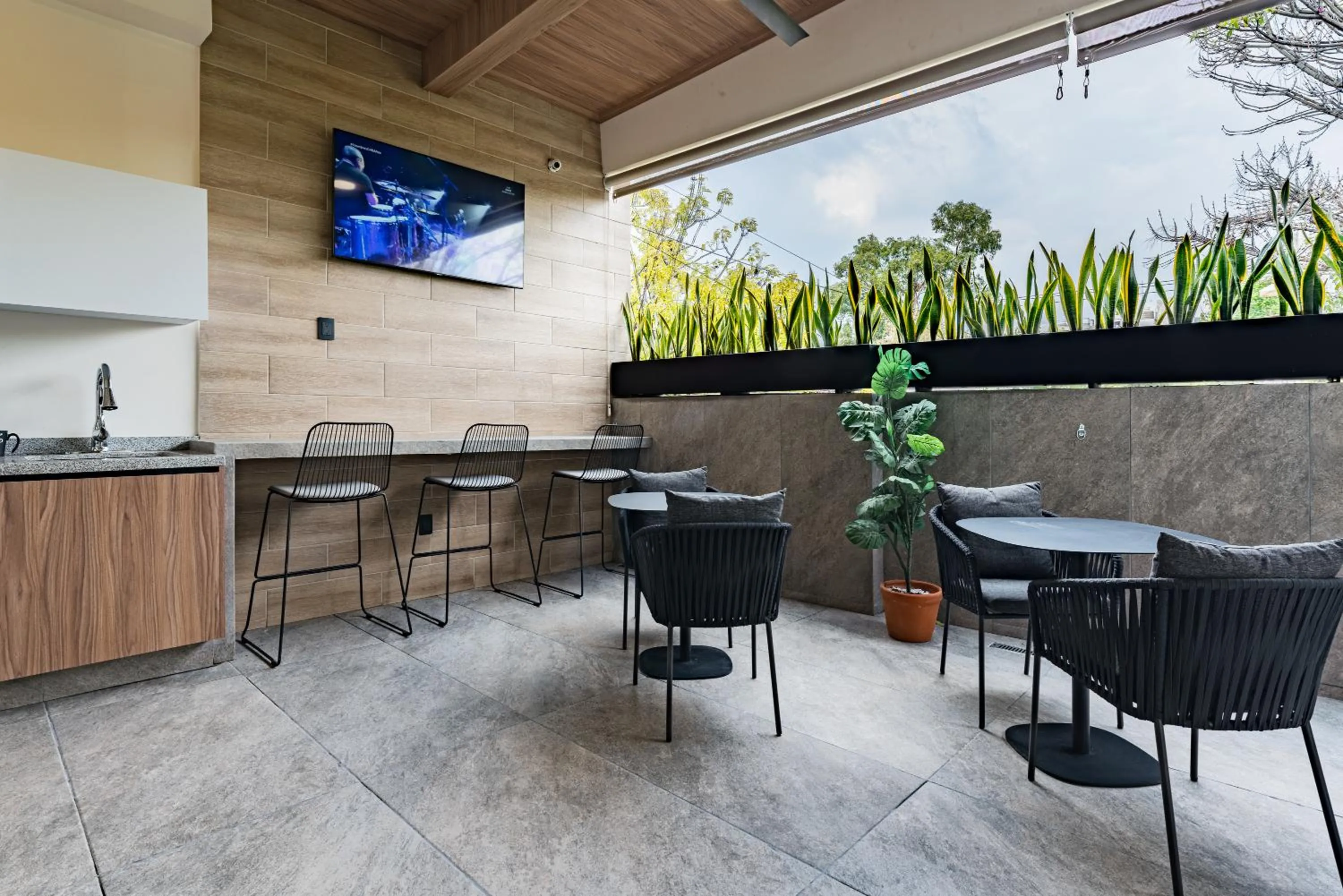 Patio in Suites Monterrey by Escajal Rooms