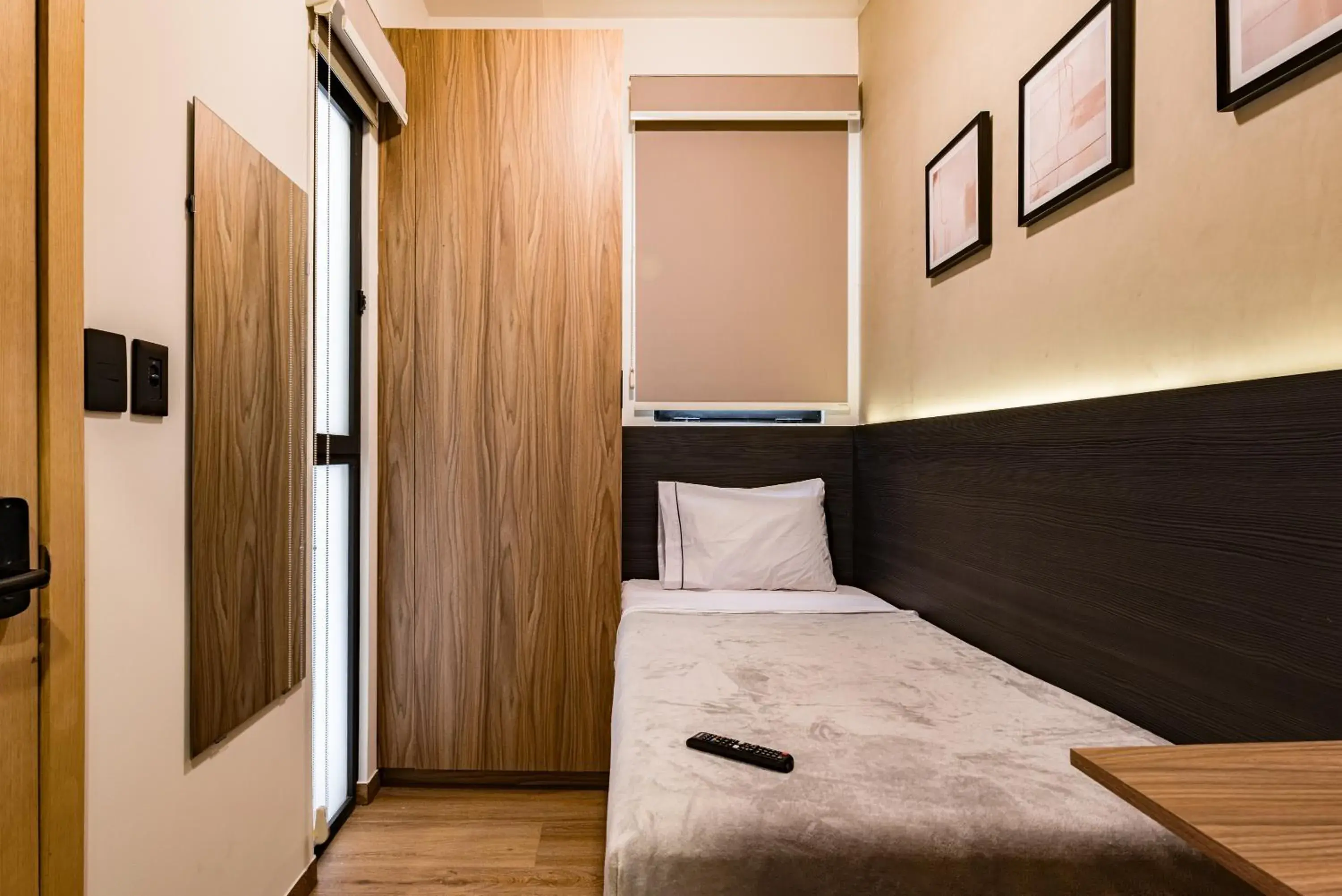 Photo of the whole room, Bed in Suites Monterrey by Escajal Rooms Photo of the whole room, Bed in Suites Monterrey by Escajal Rooms