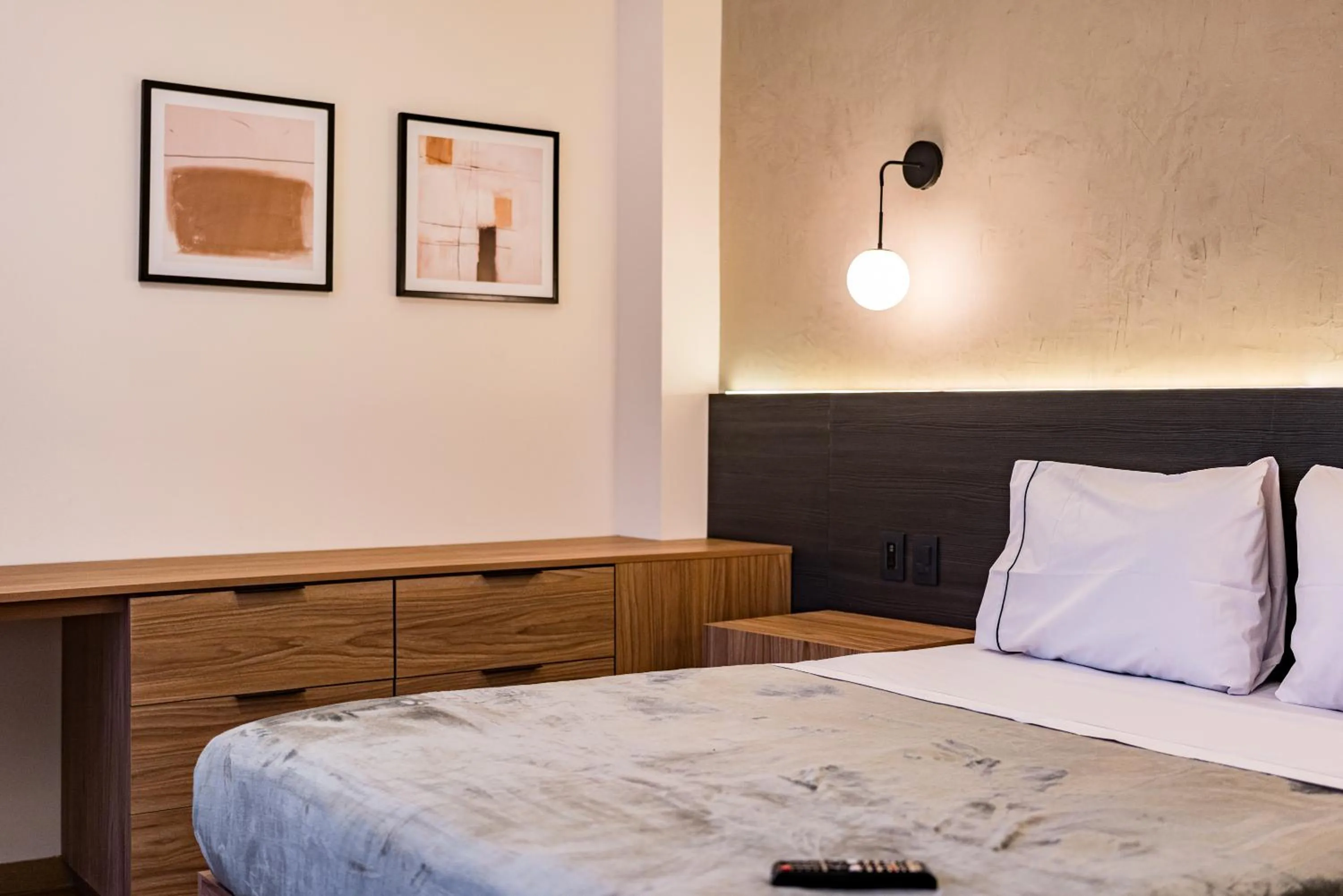 Bedroom, Bed in Suites Monterrey by Escajal Rooms