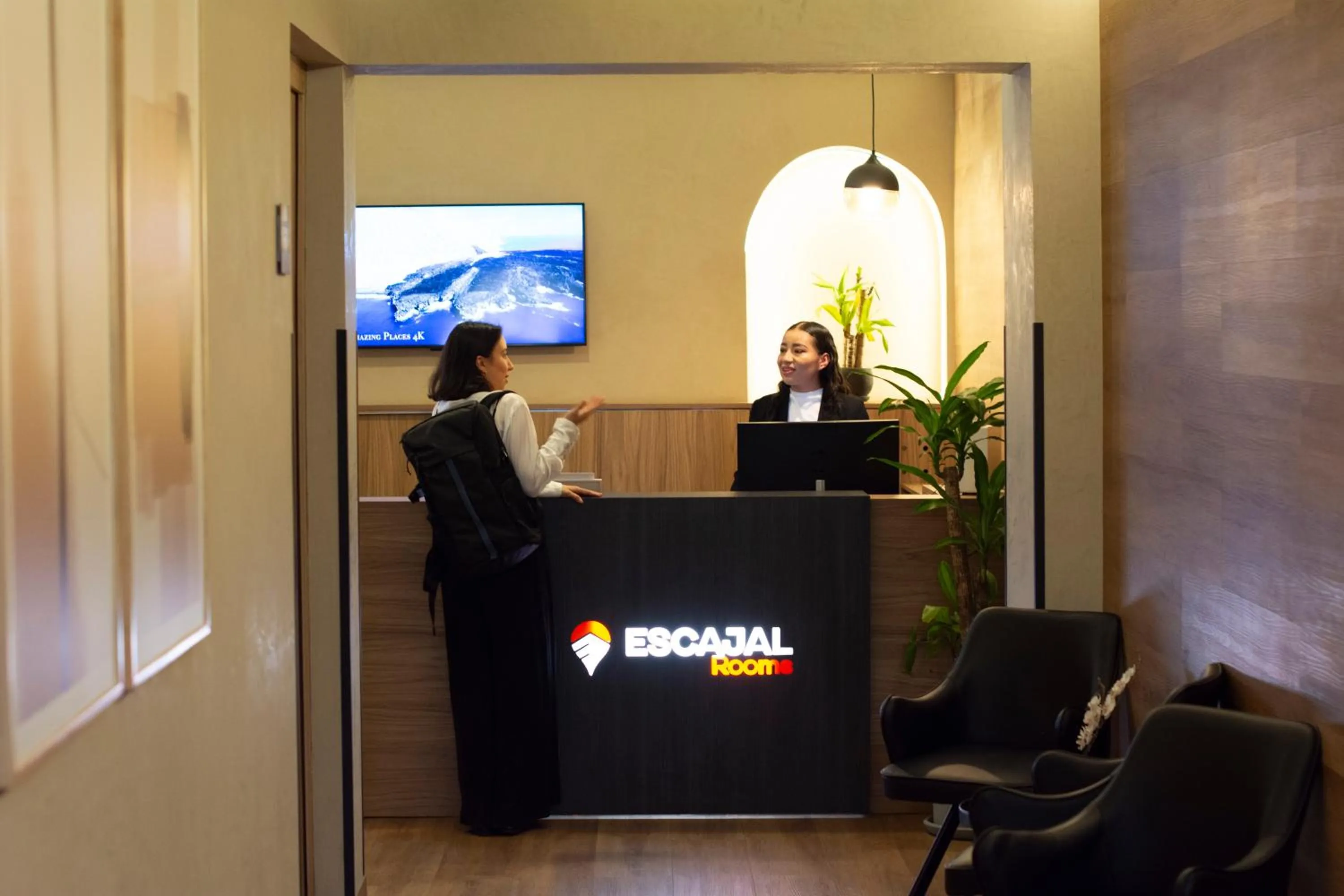 Lobby or reception in Suites Monterrey by Escajal Rooms