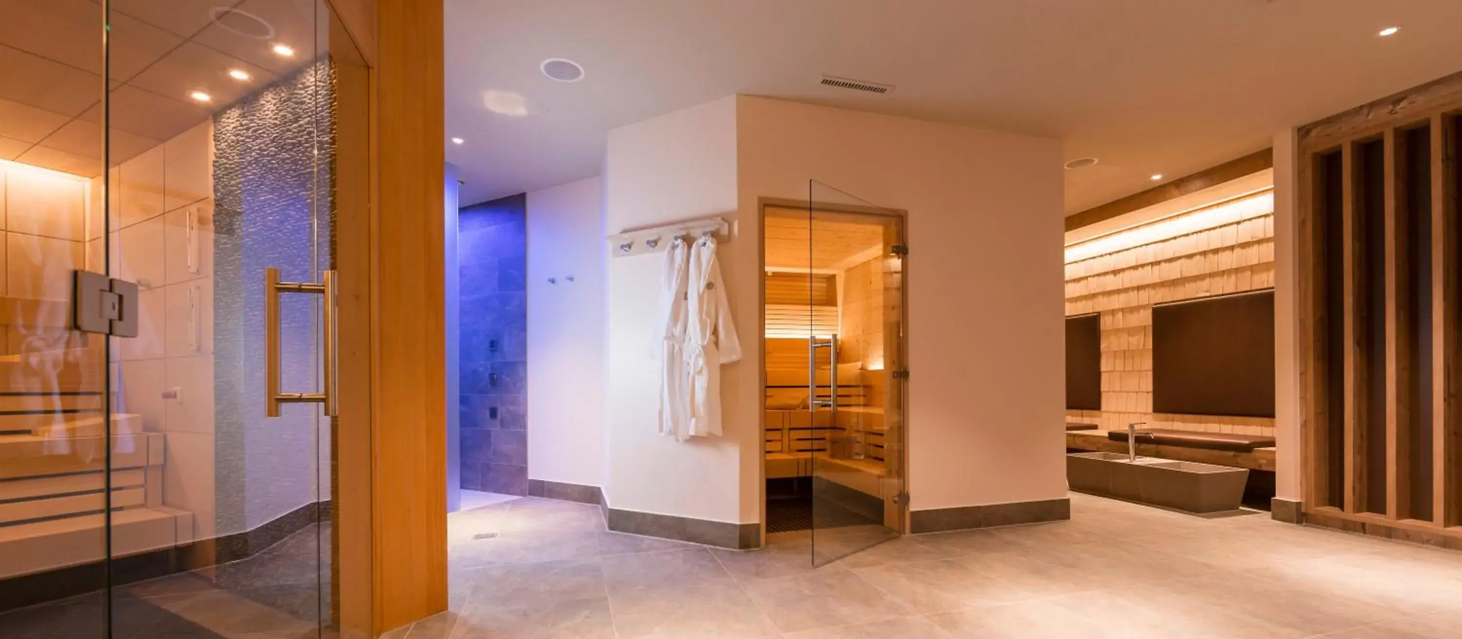 Spa and wellness centre/facilities in AMERON Davos Swiss Mountain Resort Spa and wellness centre/facilities in AMERON Davos Swiss Mountain Resort