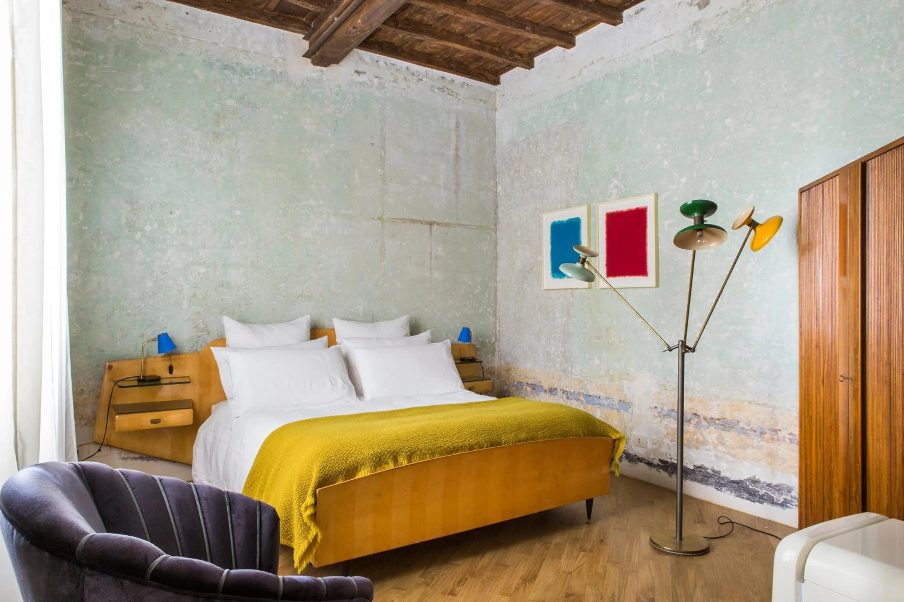 Bed in G-Rough, Rome, a Member of Design Hotels
